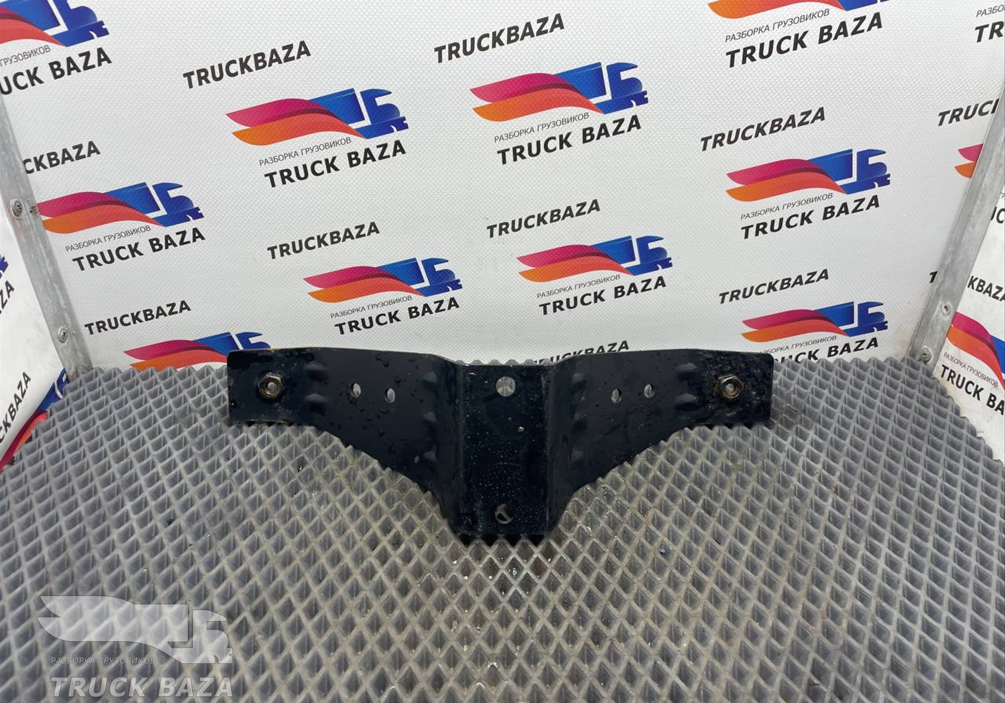 549018405191 Кронштейн подножки для КАМАЗ 54901