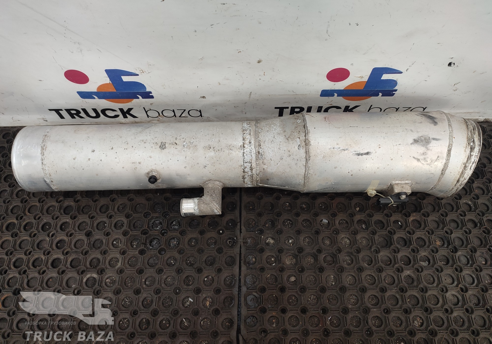 54901109262 Труба корпуса воздушного фильтра для КАМАЗ 5490 (с 2013)