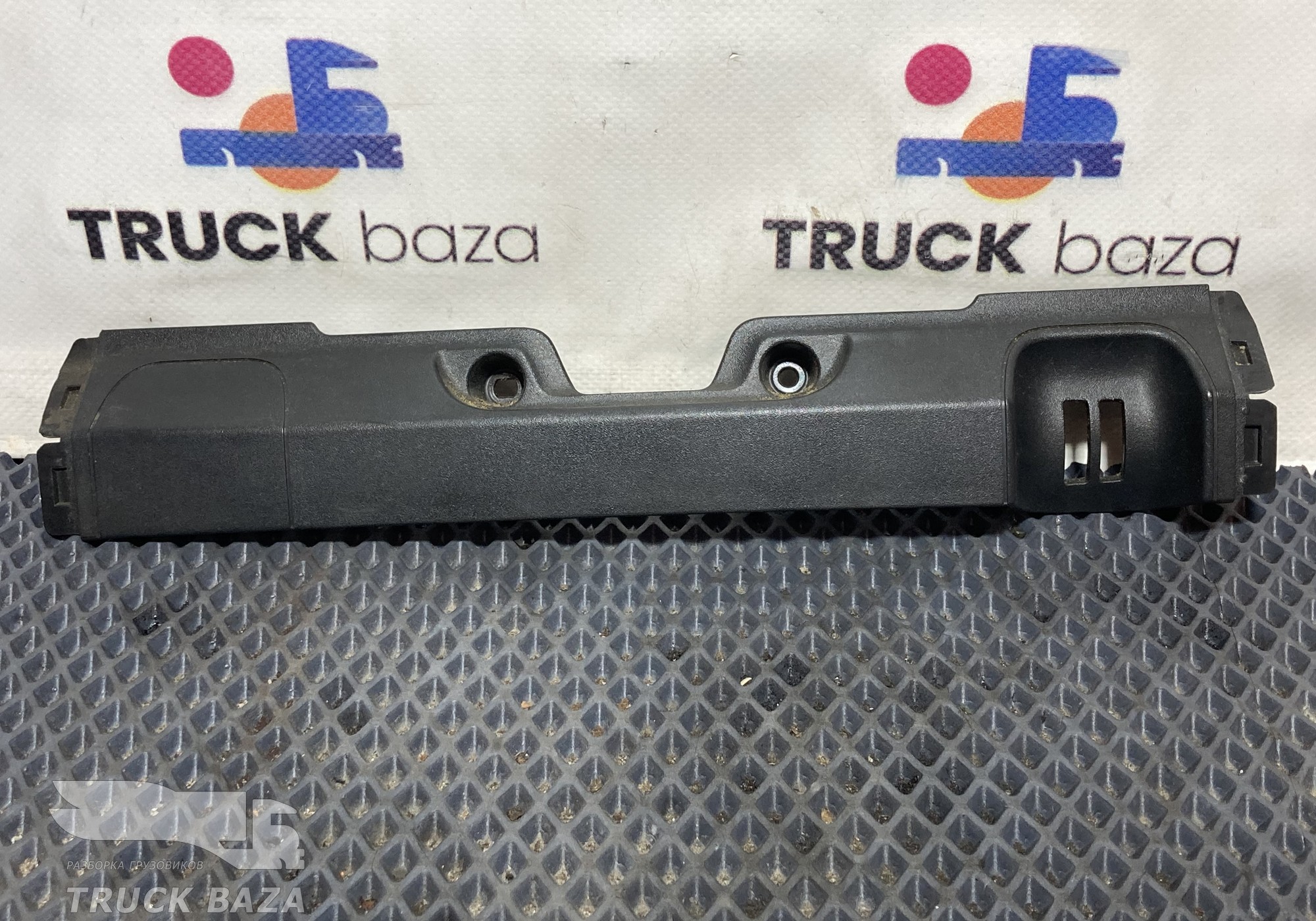 1230008 Накладка салона для Daf XF105 (с 2005)