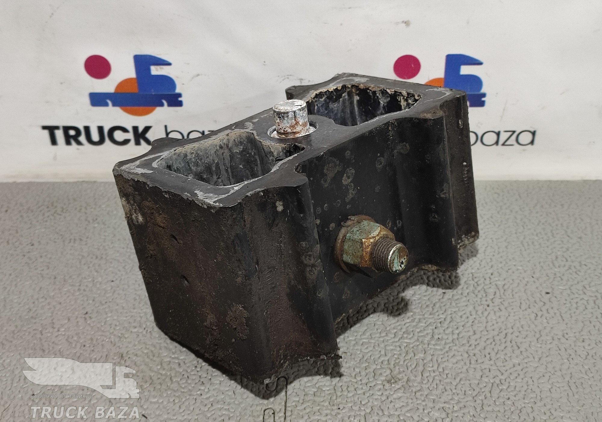 06461390007 Проставка рессоры передней