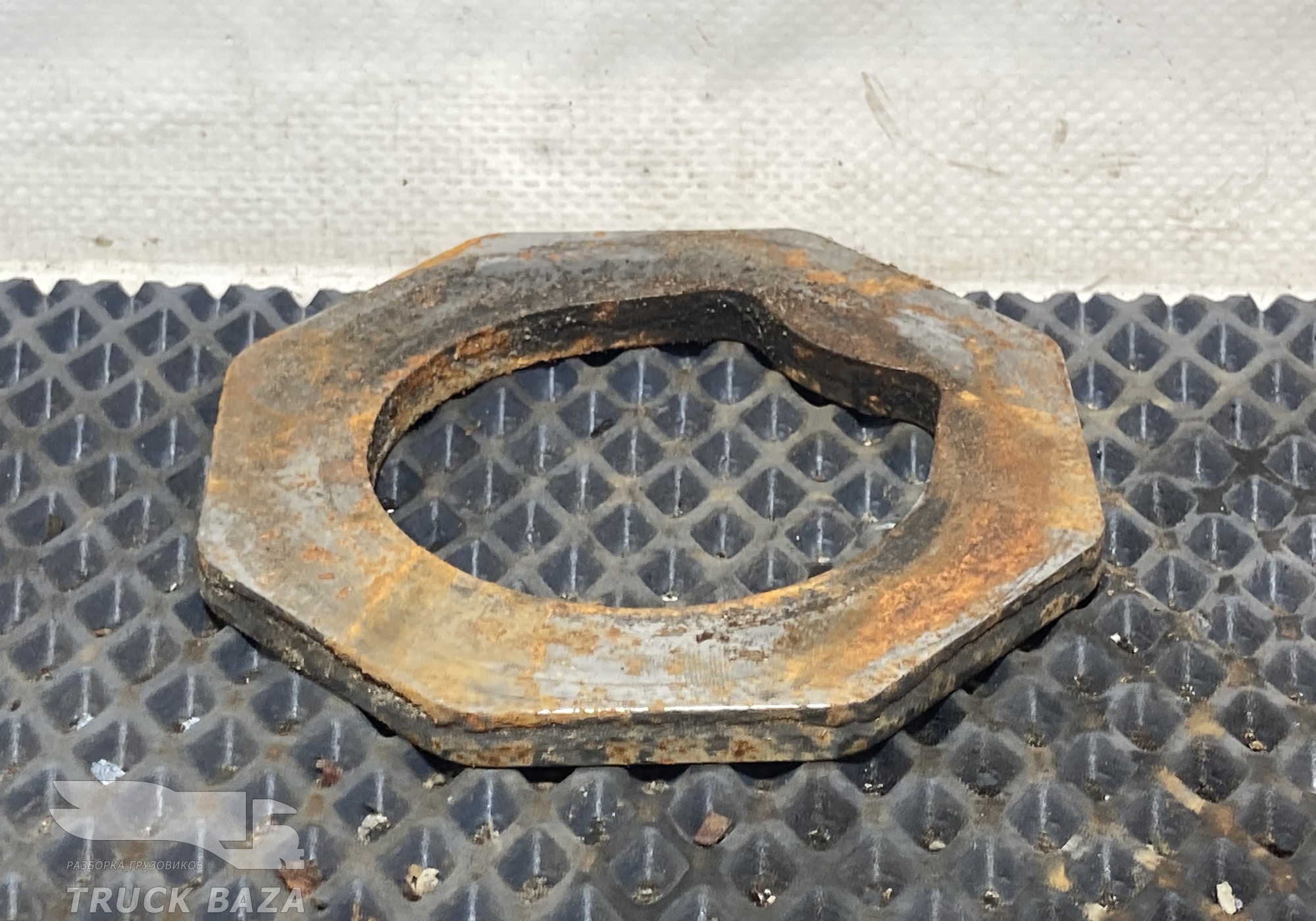 1365594 Шайба передней ступицы