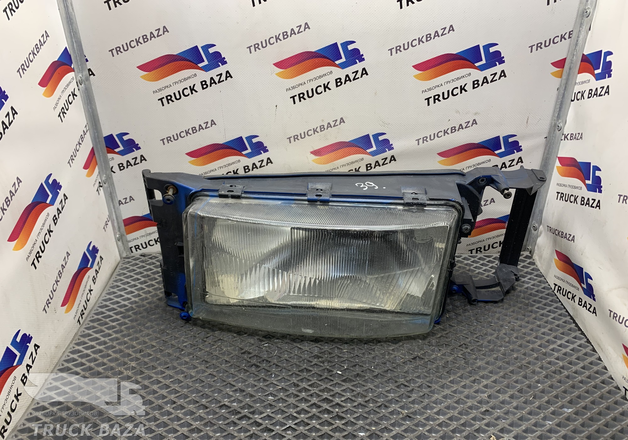 1732509 Фара левая для Scania 4-series P (с 1995 по 2007)