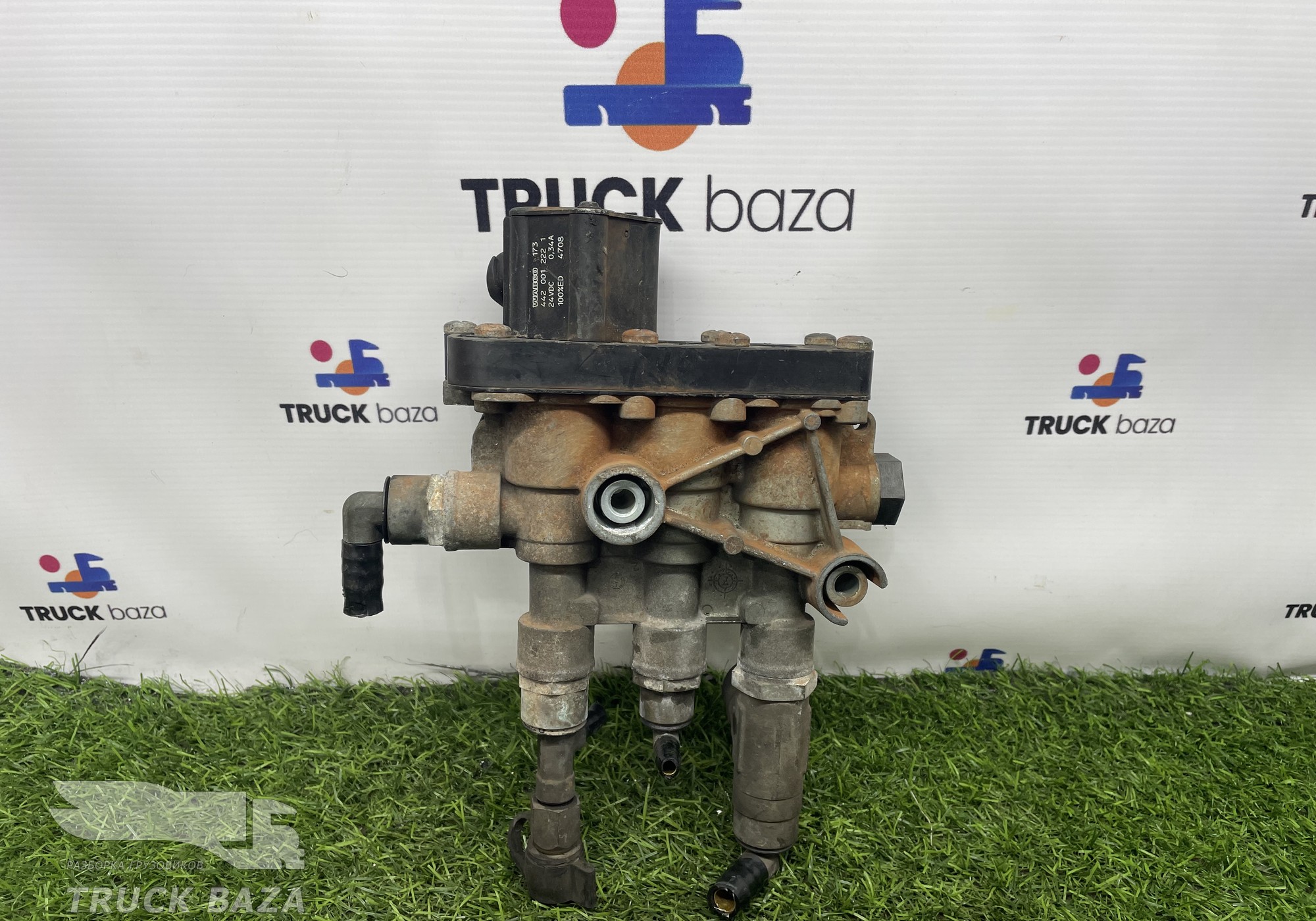 4728800200 Кран уровня пола главный