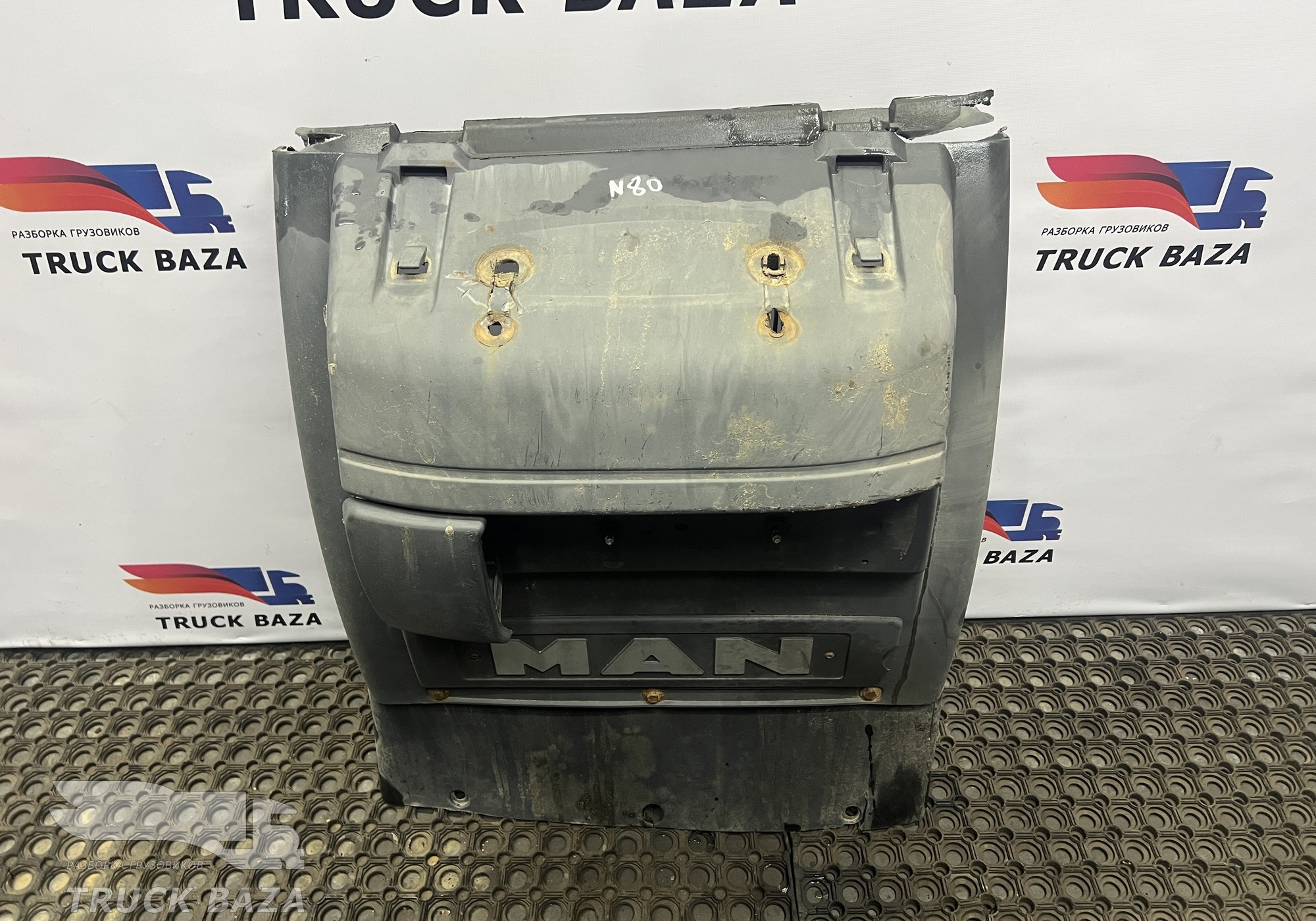 81664106604 Крыло заднее задняя часть