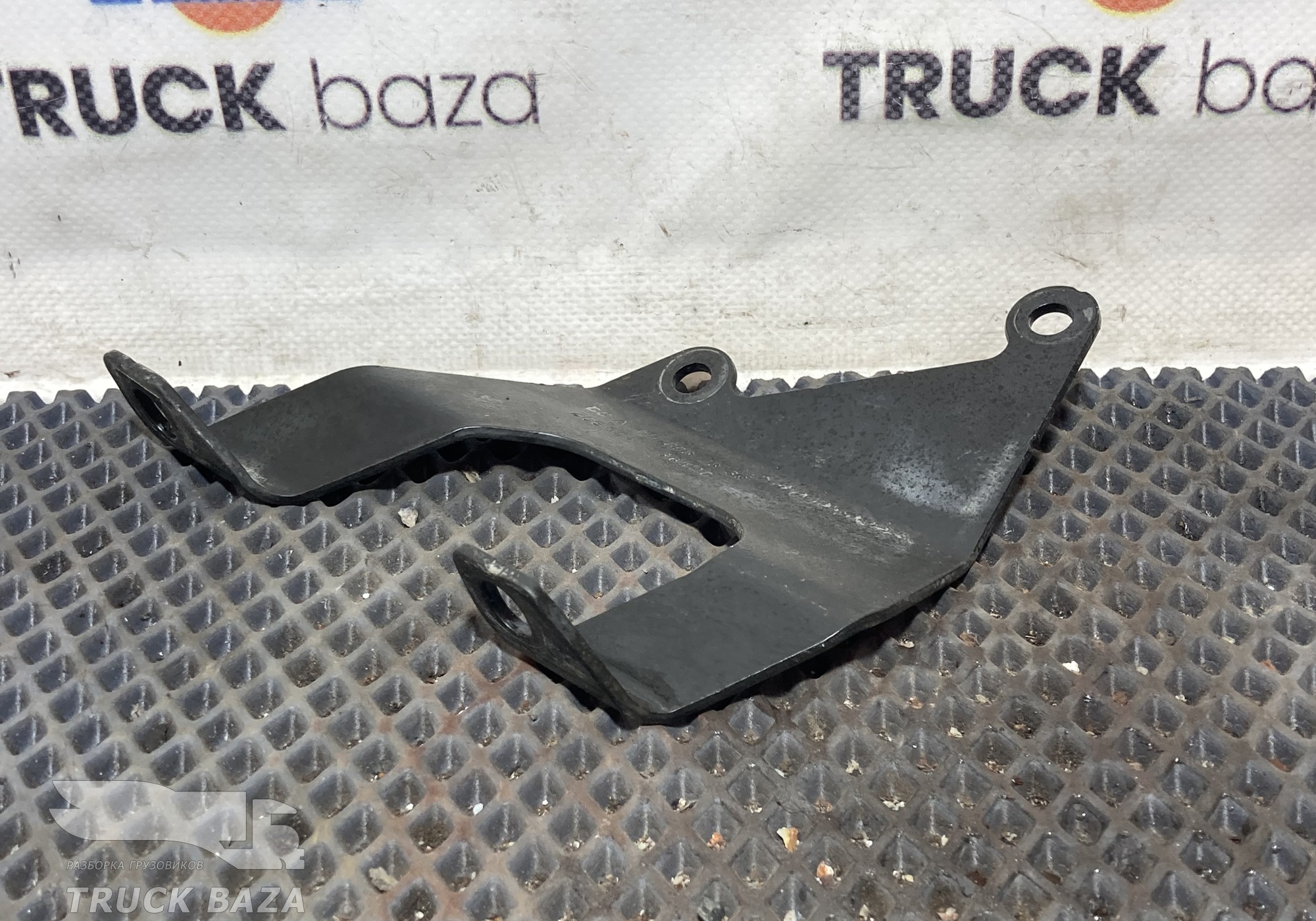 4710987839 Кронштейн интеркулера для Mercedes-Benz Actros New Actros MP4 (с 2011)