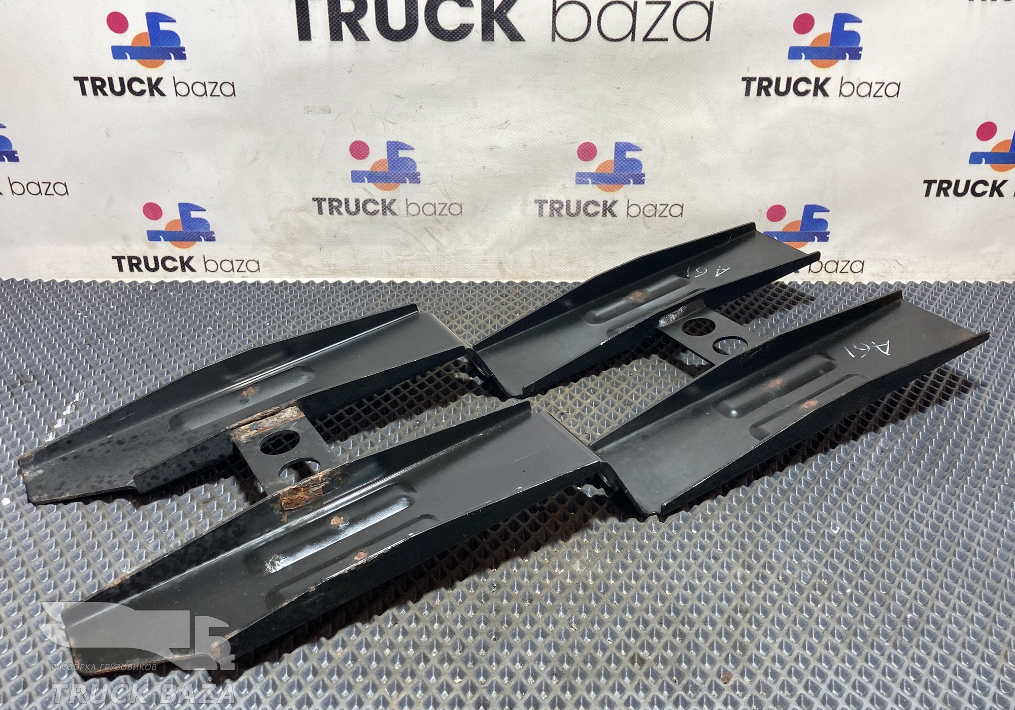 A9605400419 Кронштейн крепления аккумулятора для Mercedes-Benz Actros New Actros MP4 (с 2011)