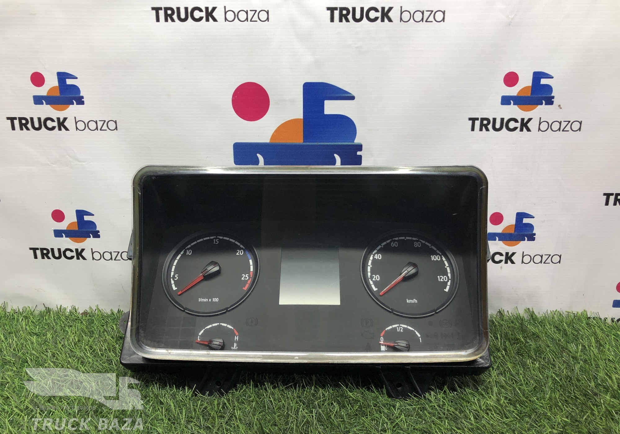 2303194 Панель приборов