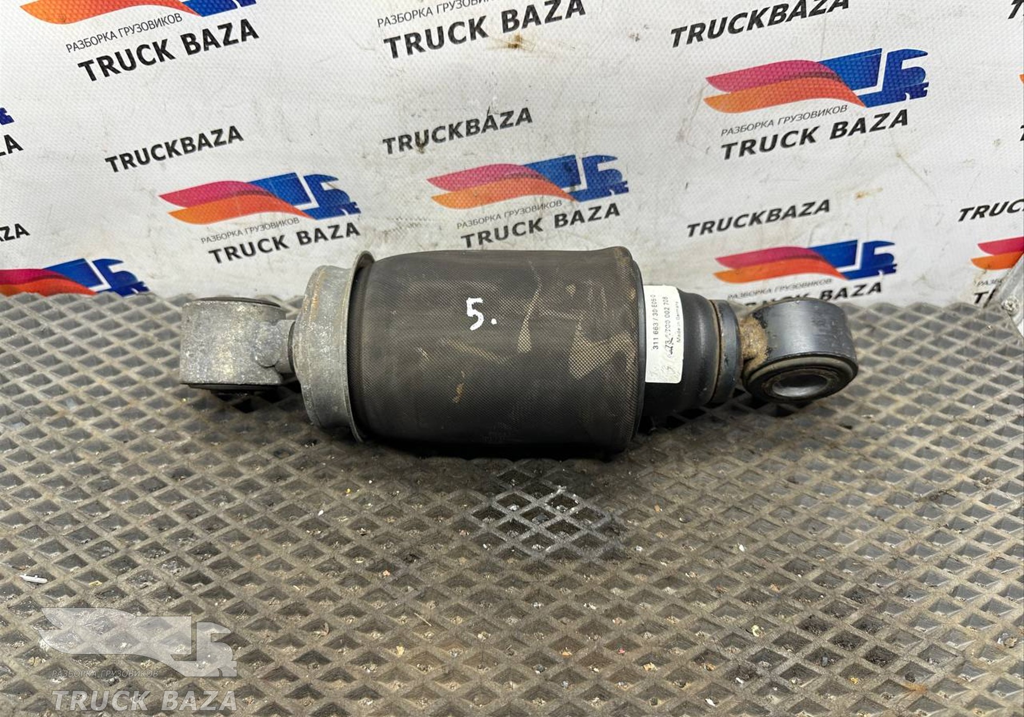 9438903819 Подушка кабины задняя для Mercedes-Benz Actros MP3 (с 2008)
