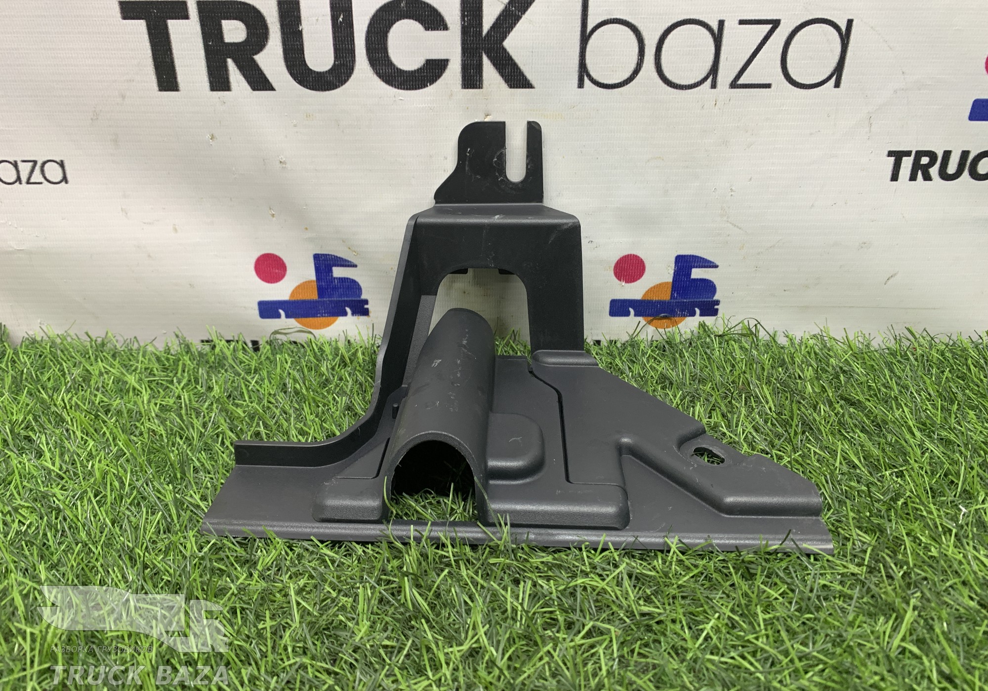 1683315 Накладка панели приборов для Daf XF106 (с 2012)