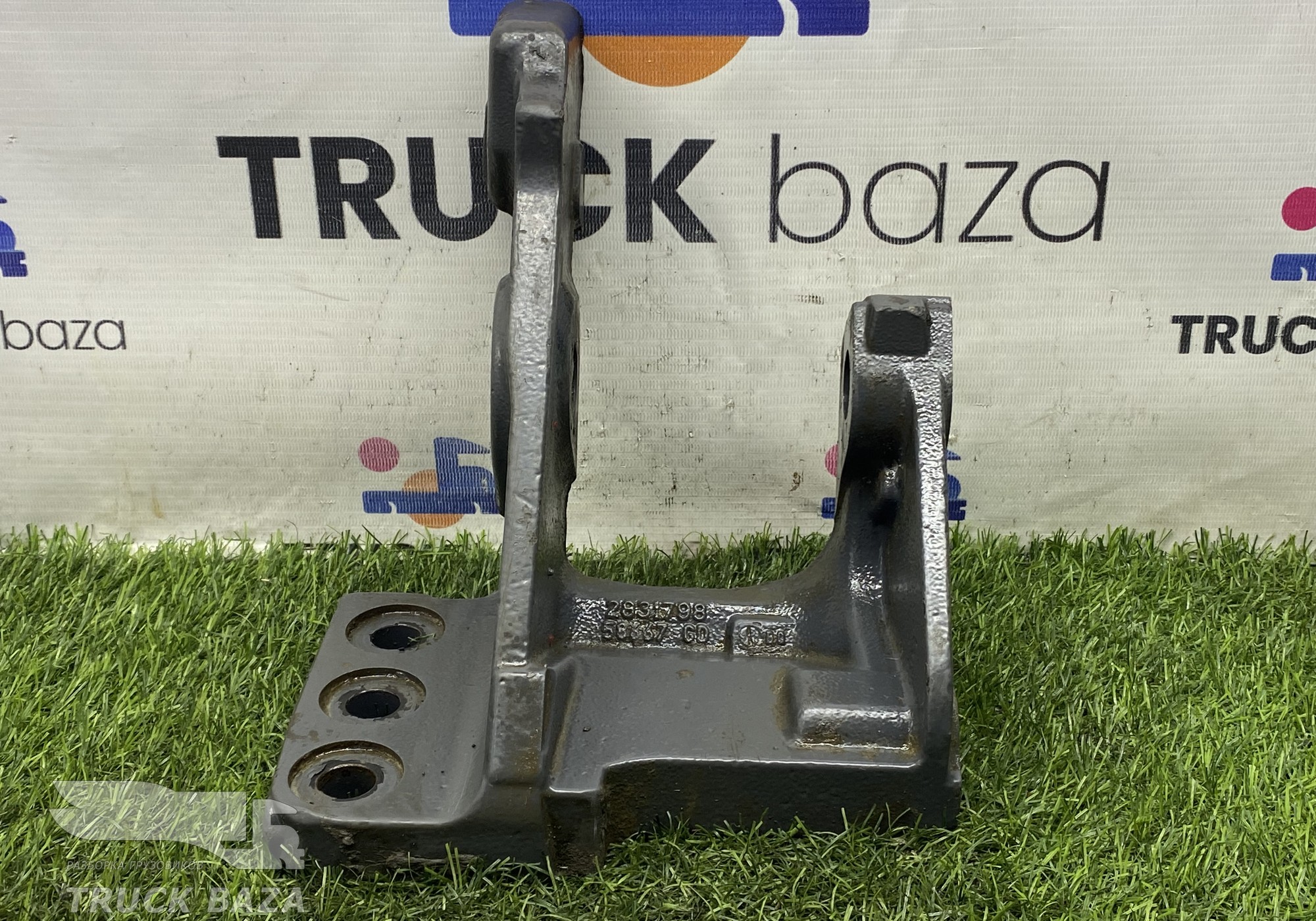 2831798 Кронштейн передней рессоры левый для Scania 6-series G (с 2016)