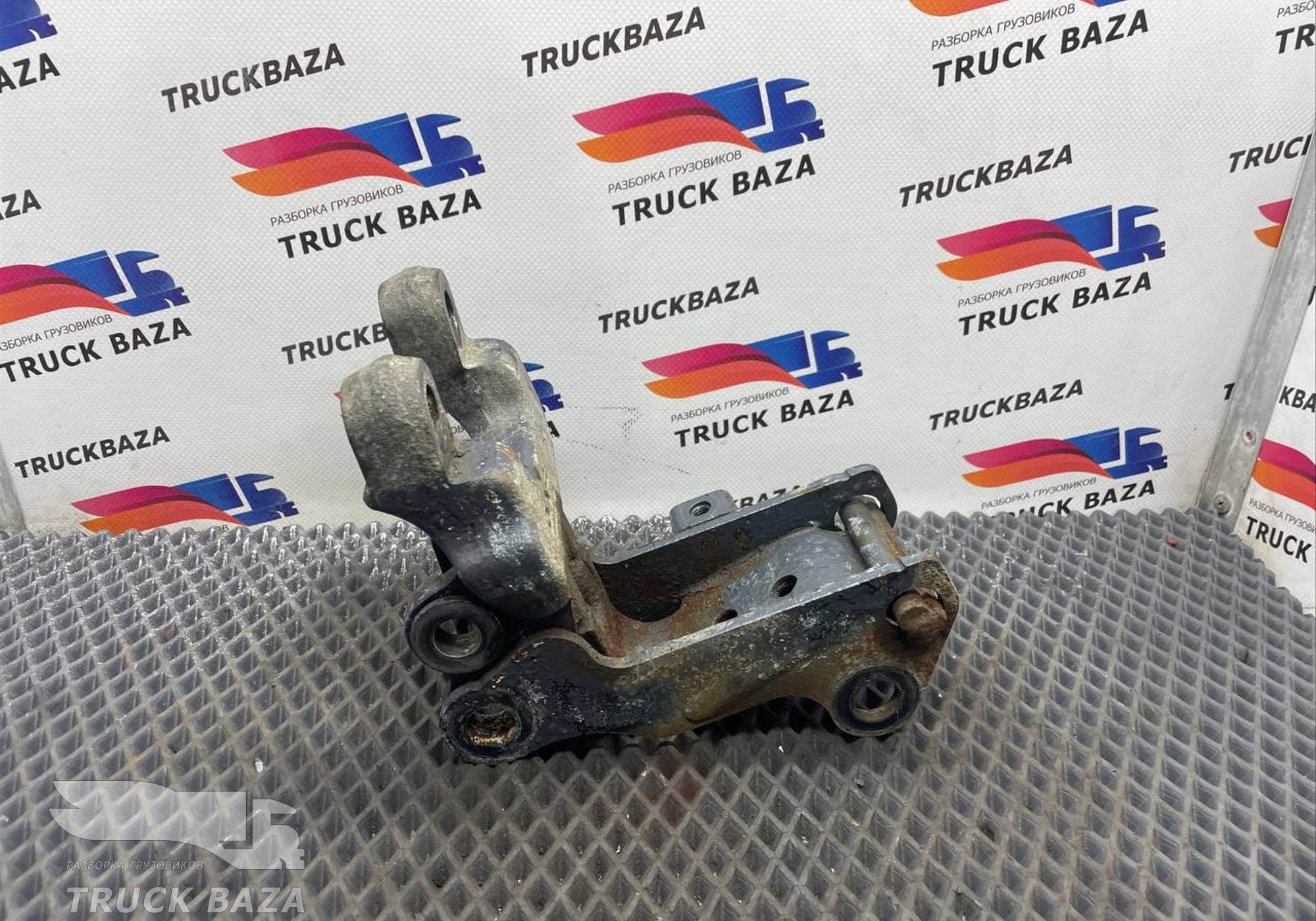 1850662 Кронштейн торсиона кабины правый для Daf XF106 (с 2012)