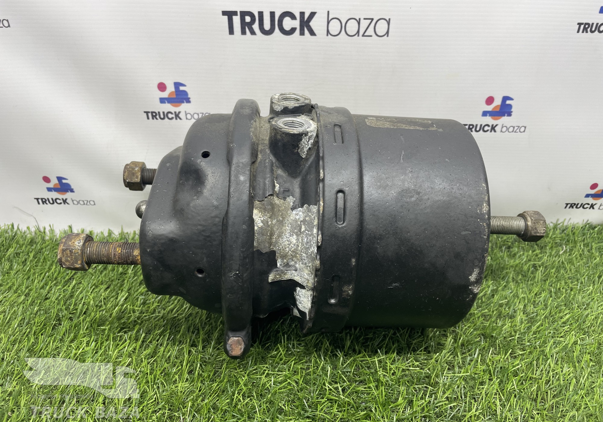 HD90129360060 Энергоаккумулятор задний для КАМАЗ 54901