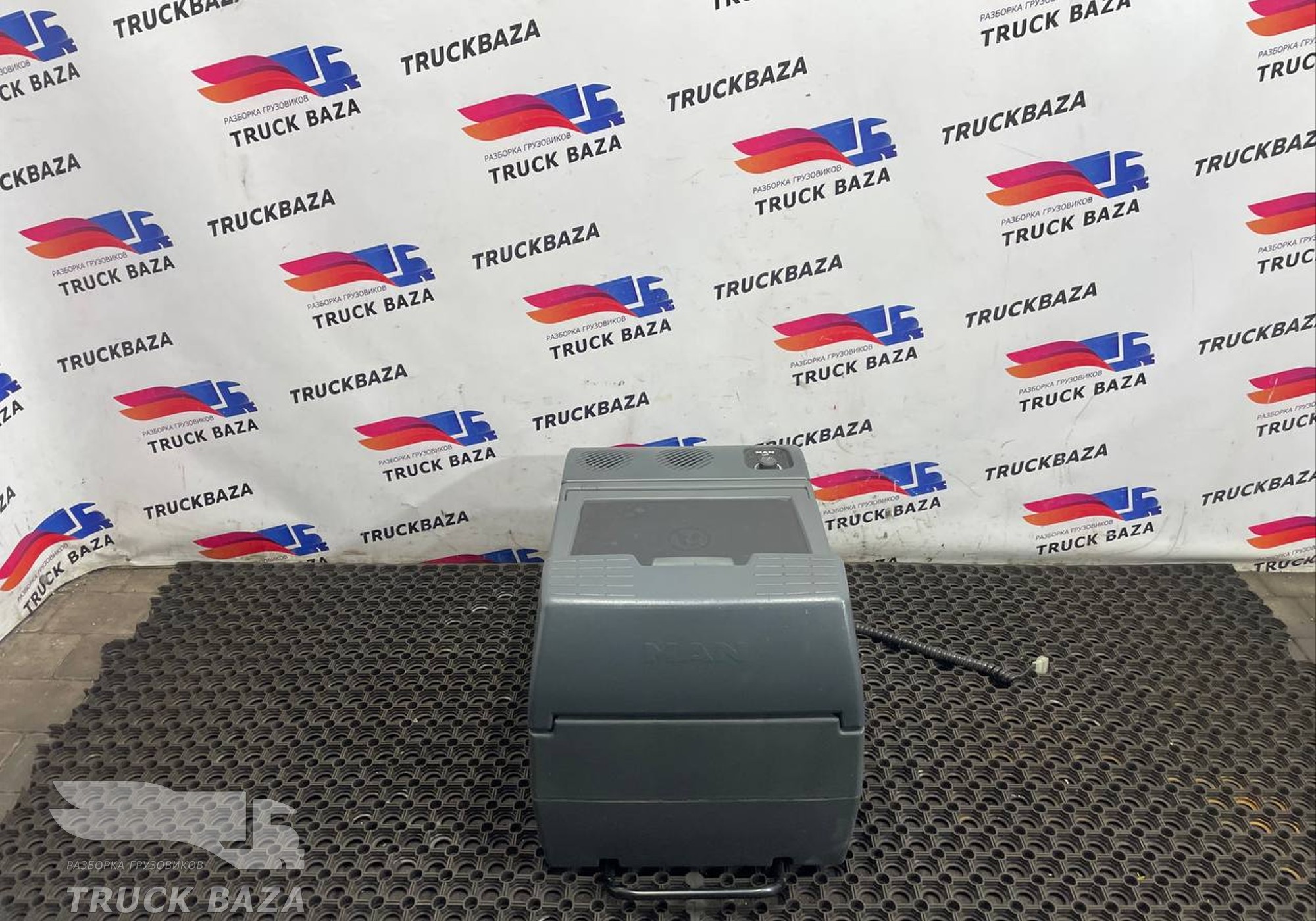 81639106015 Холодильник для Man TGX II (с 2012)