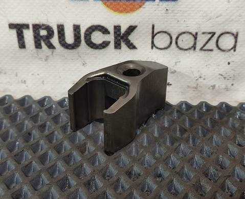 51101040065 Кронштейн форсунки топливной