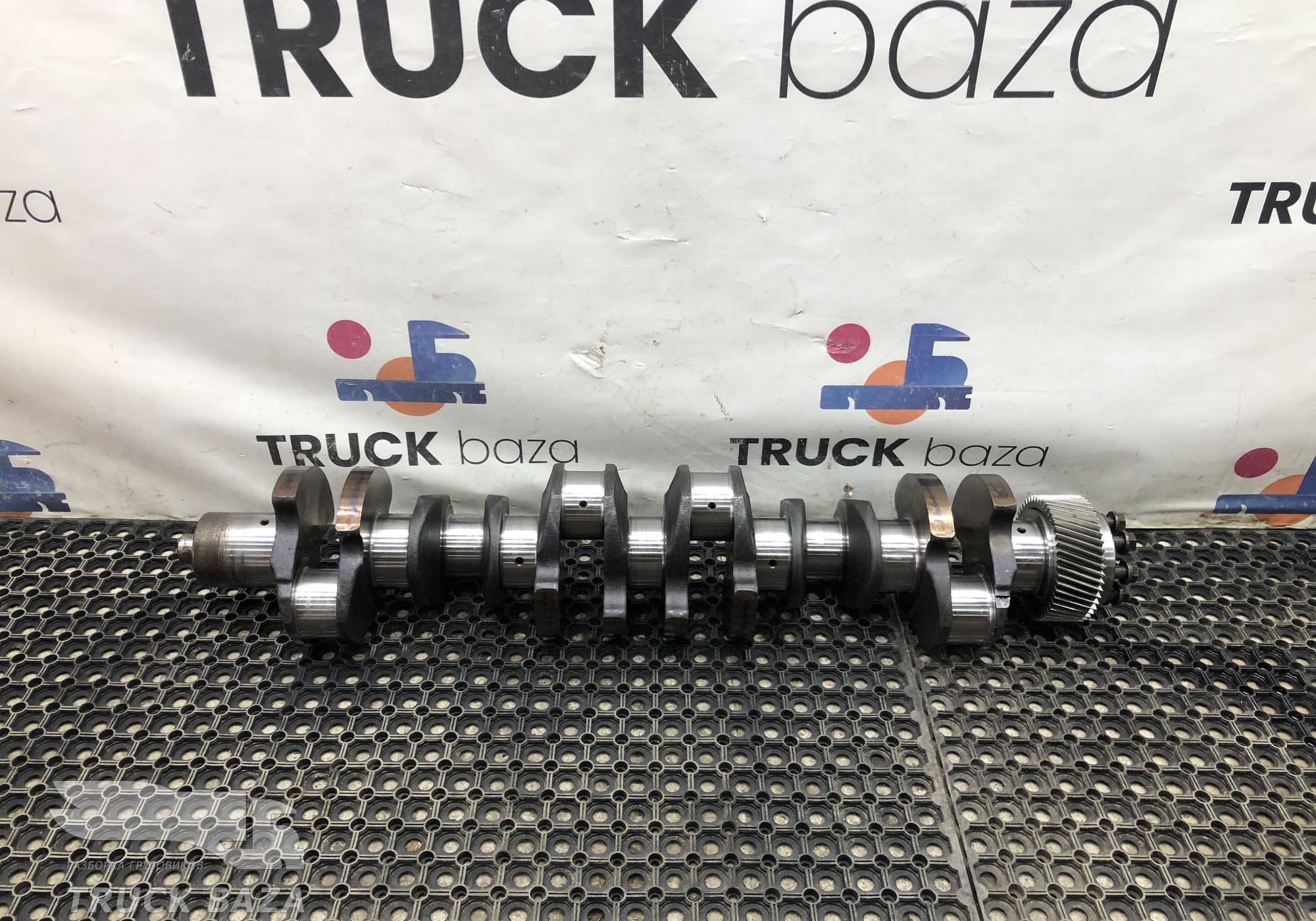 99432543 Коленвал Cursor 13 для Iveco Eurotrakker II (с 2005)