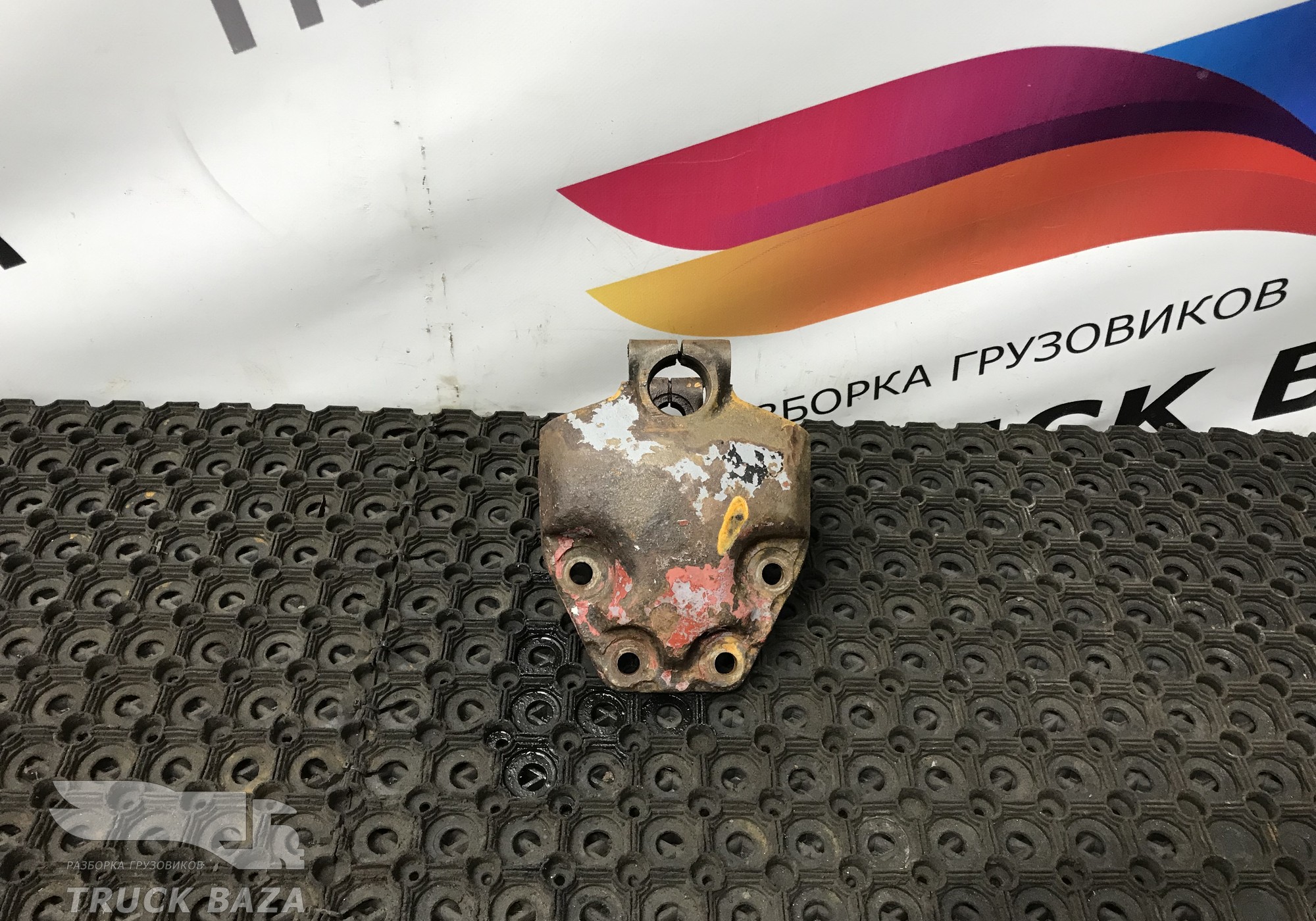 275460 Кронштейн крепления передней рессоры для Scania 3-series R (с 1988 по 1997)