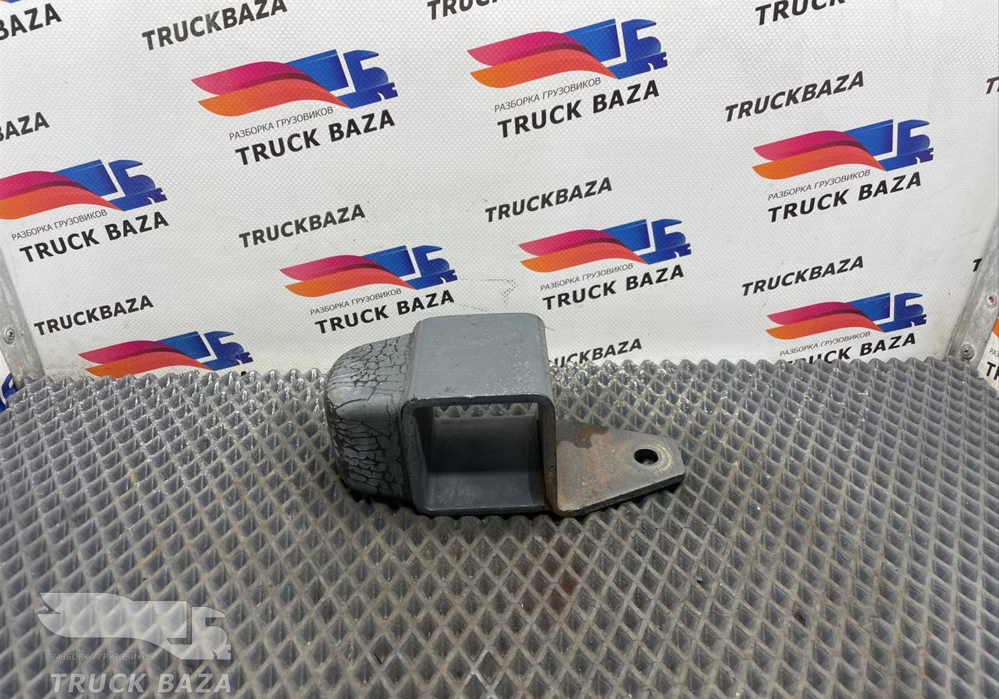 1890048 Отбойник передней рессоры для Daf XF106 (с 2012)