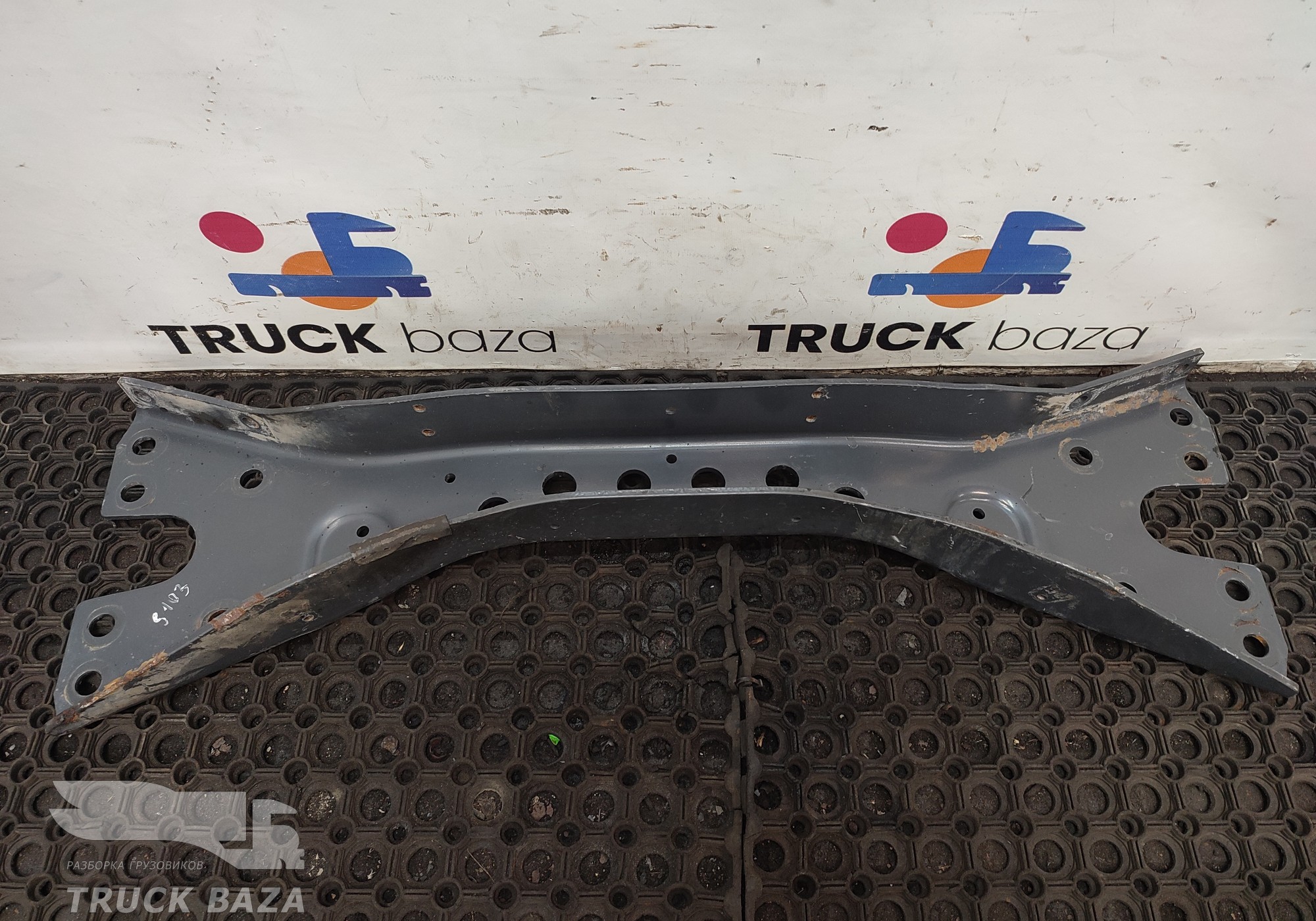 1847940 Траверса рамы поперечная для Scania