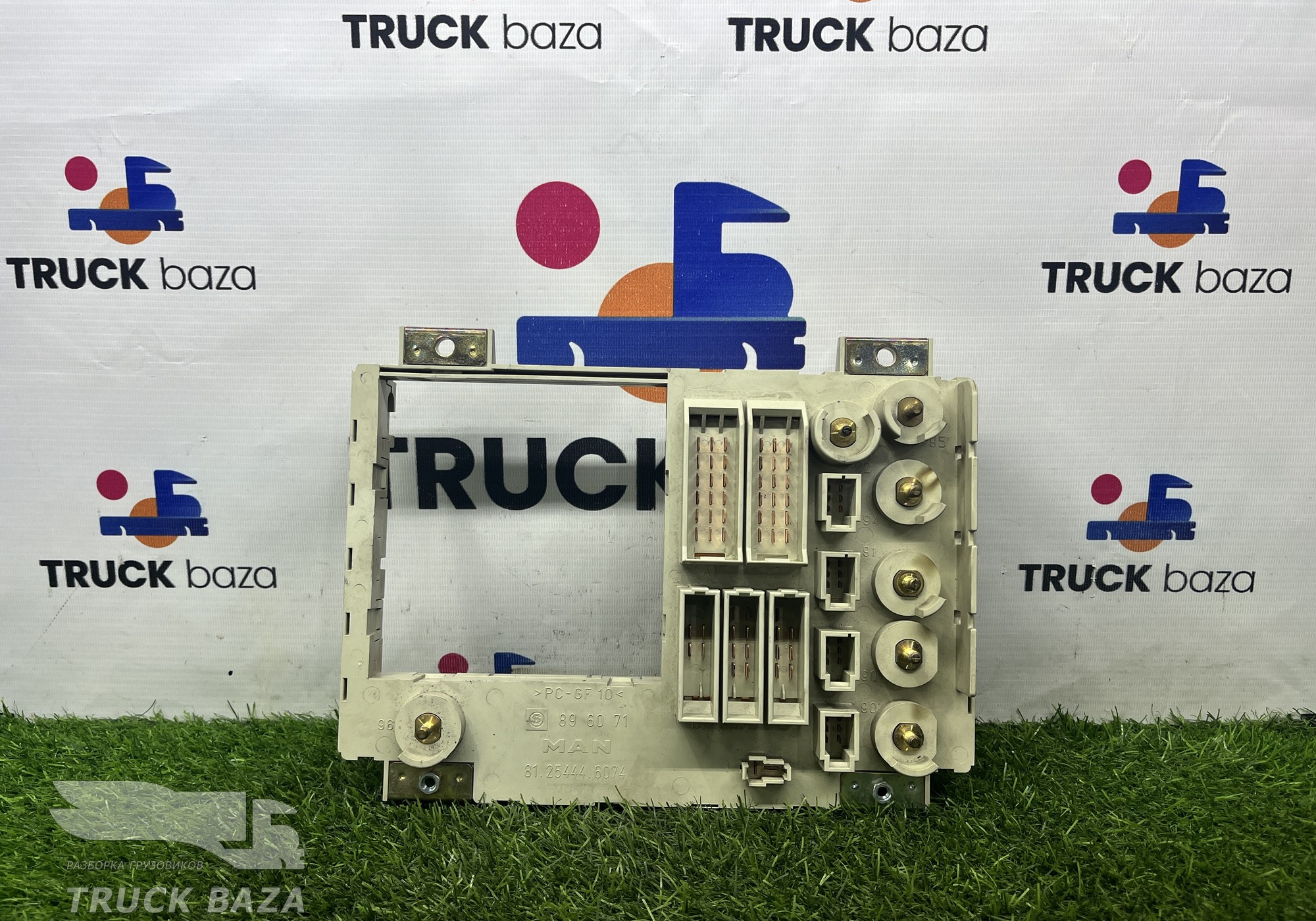 81254446074 Блок предохранителей для Man TGS I (с 2007)