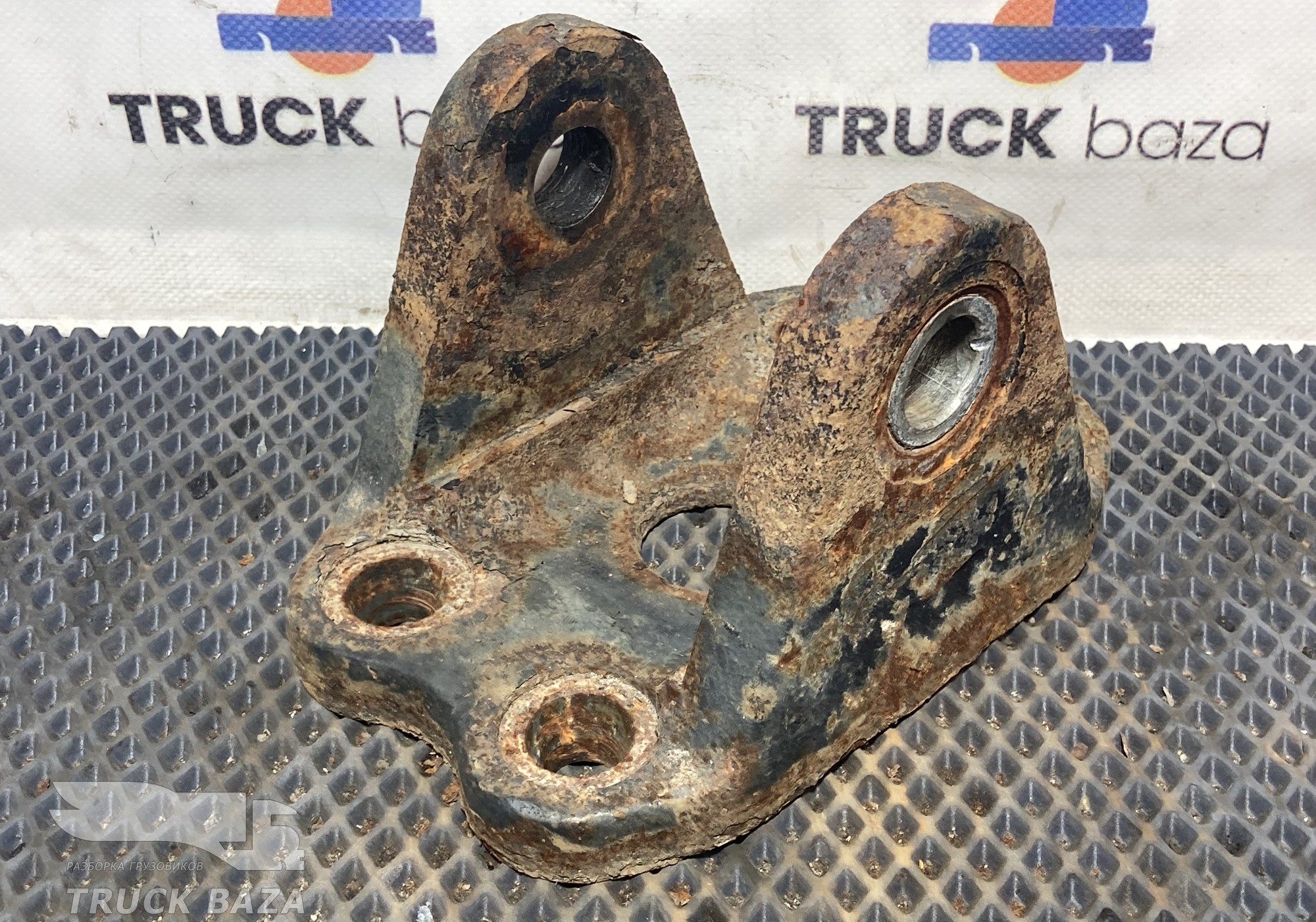 652052902444 Кронштейн рессоры передней для КАМАЗ 5490 (с 2013)