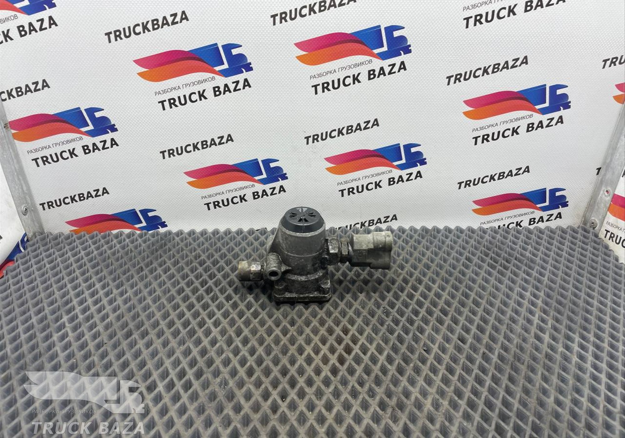 4750150050 Клапан воздушный для КАМАЗ 54901