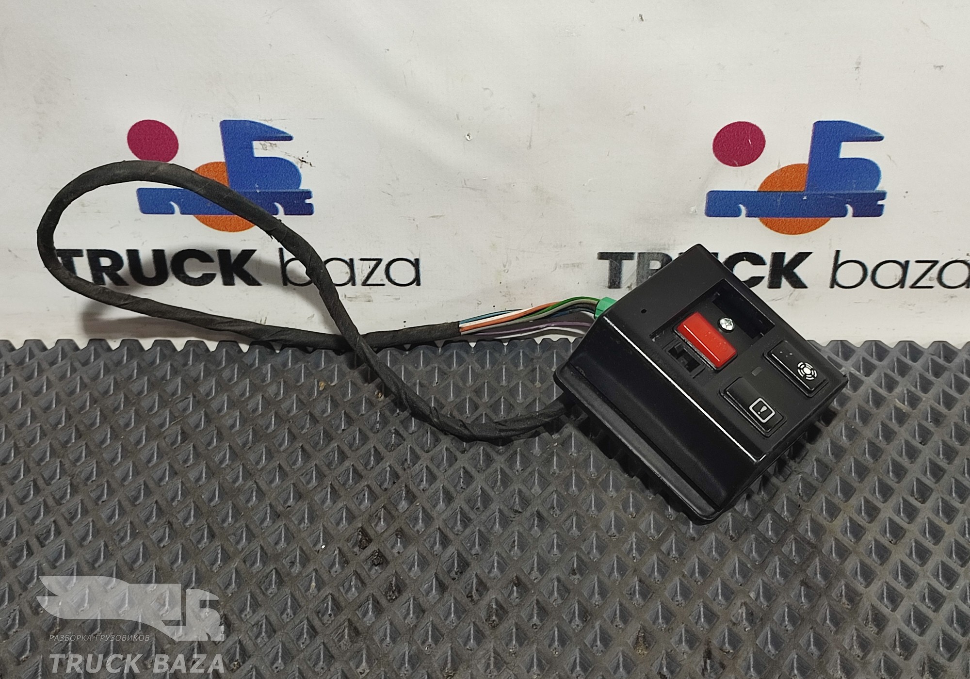 2132640 Кнопка SOS