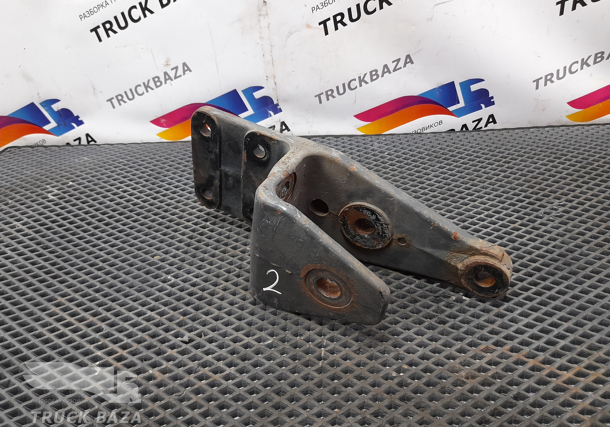 1361655 Кронштейн крепления передней рессоры для Daf CF I (с 2000 по 2006)