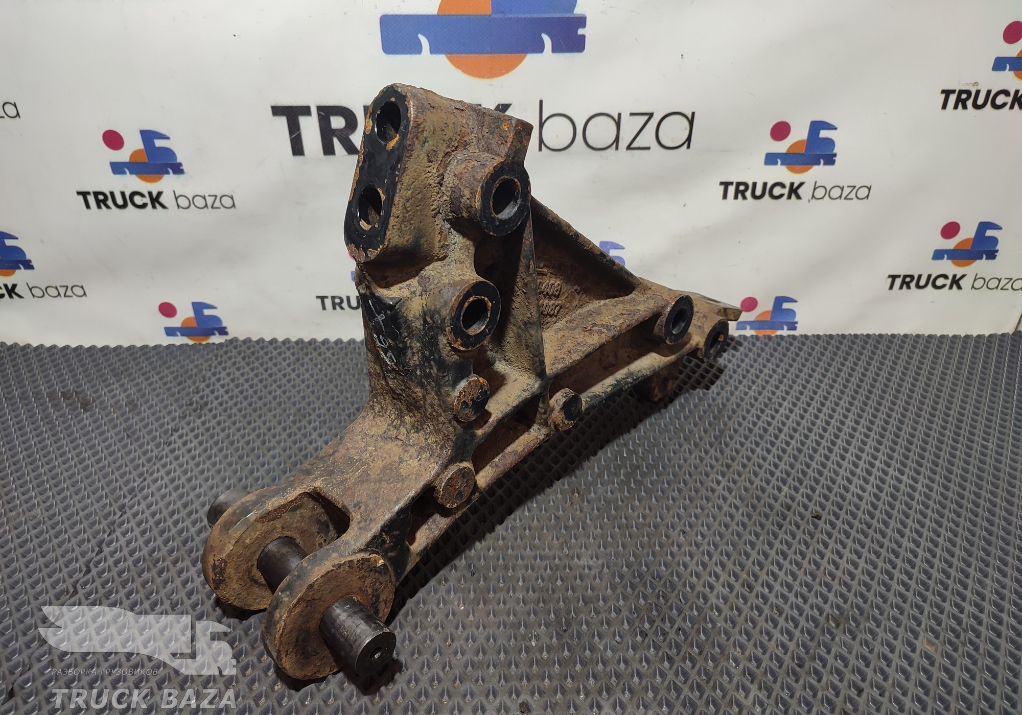 1664087 Кронштейн торсиона кабины правый для Daf XF105 (с 2005)