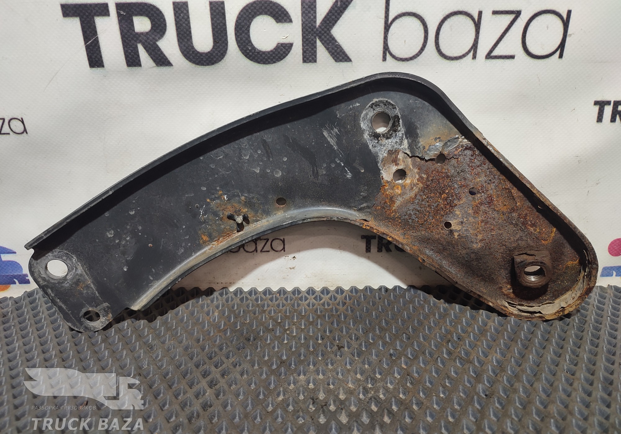 1496088 Кронштейн кабины задний правый для Scania 5-series R (с 2004 по 2016)