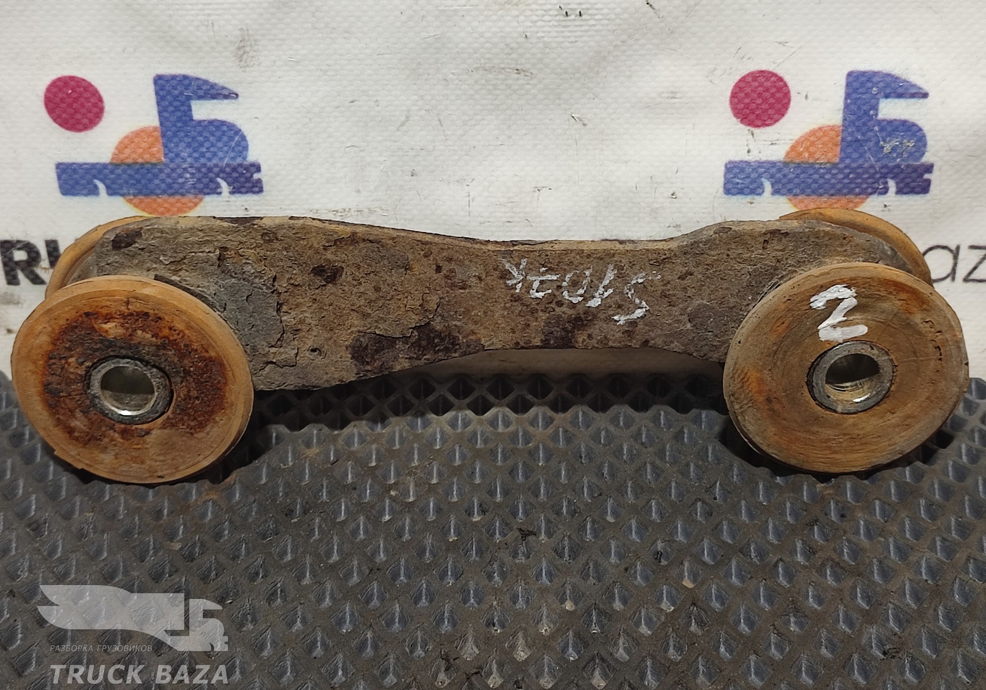 1781929 Кронштейн амортизатора кабины для Scania 5-series R (с 2004 по 2016)