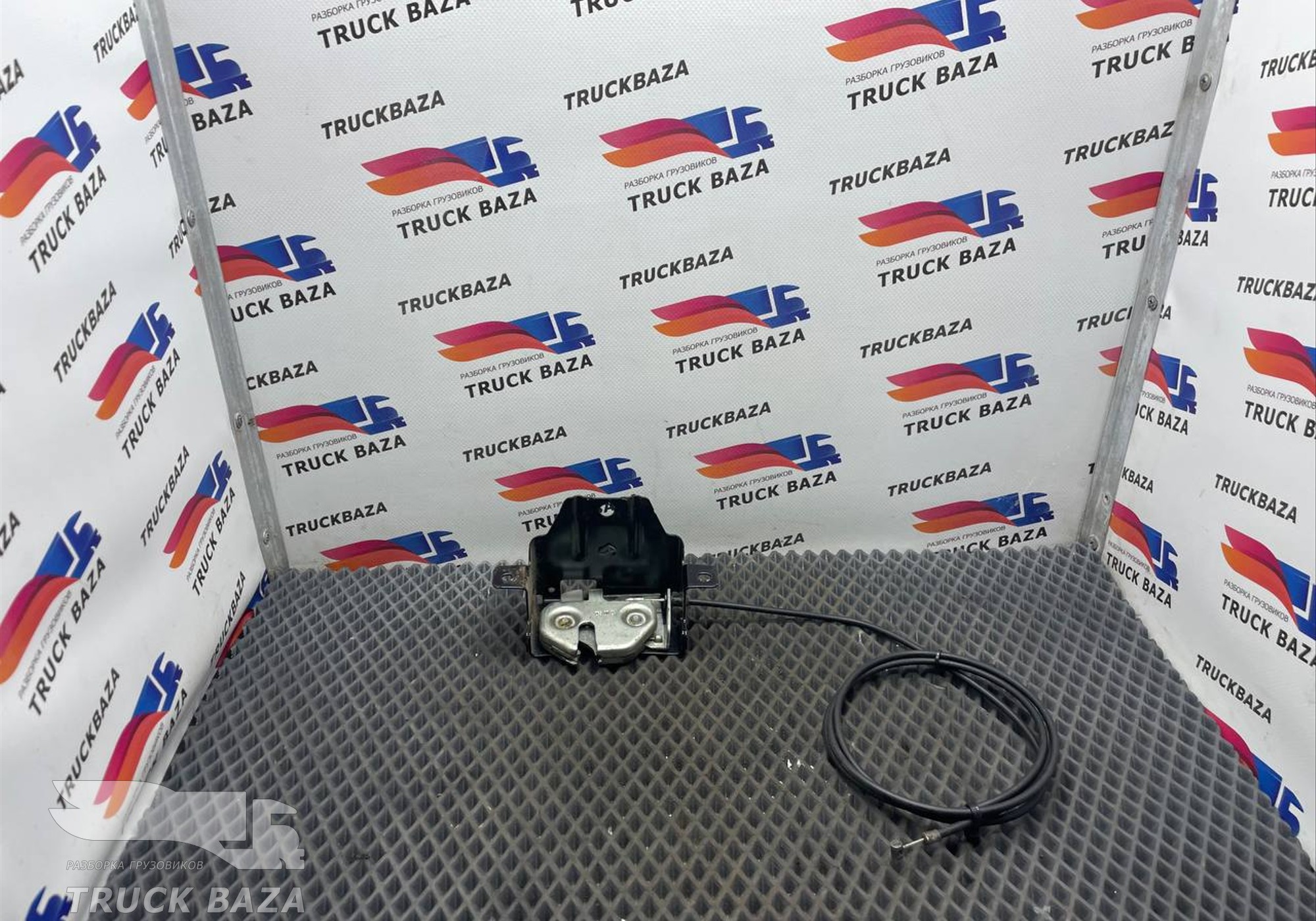 9607520250 Замок инструментального ящика правый для Mercedes-Benz Actros New Actros MP4 (с 2011)