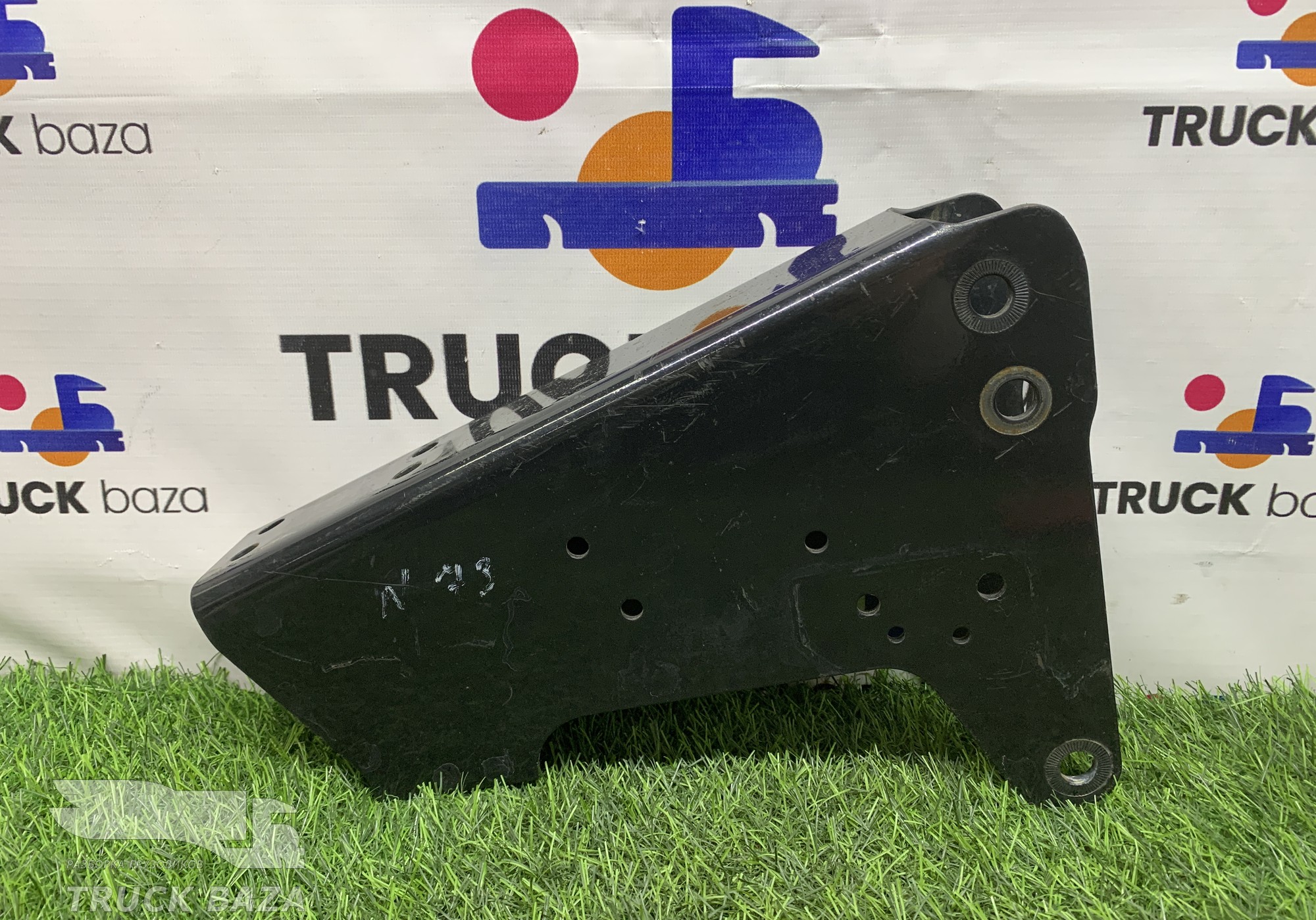 81417200145 Кронштейн торсиона кабины