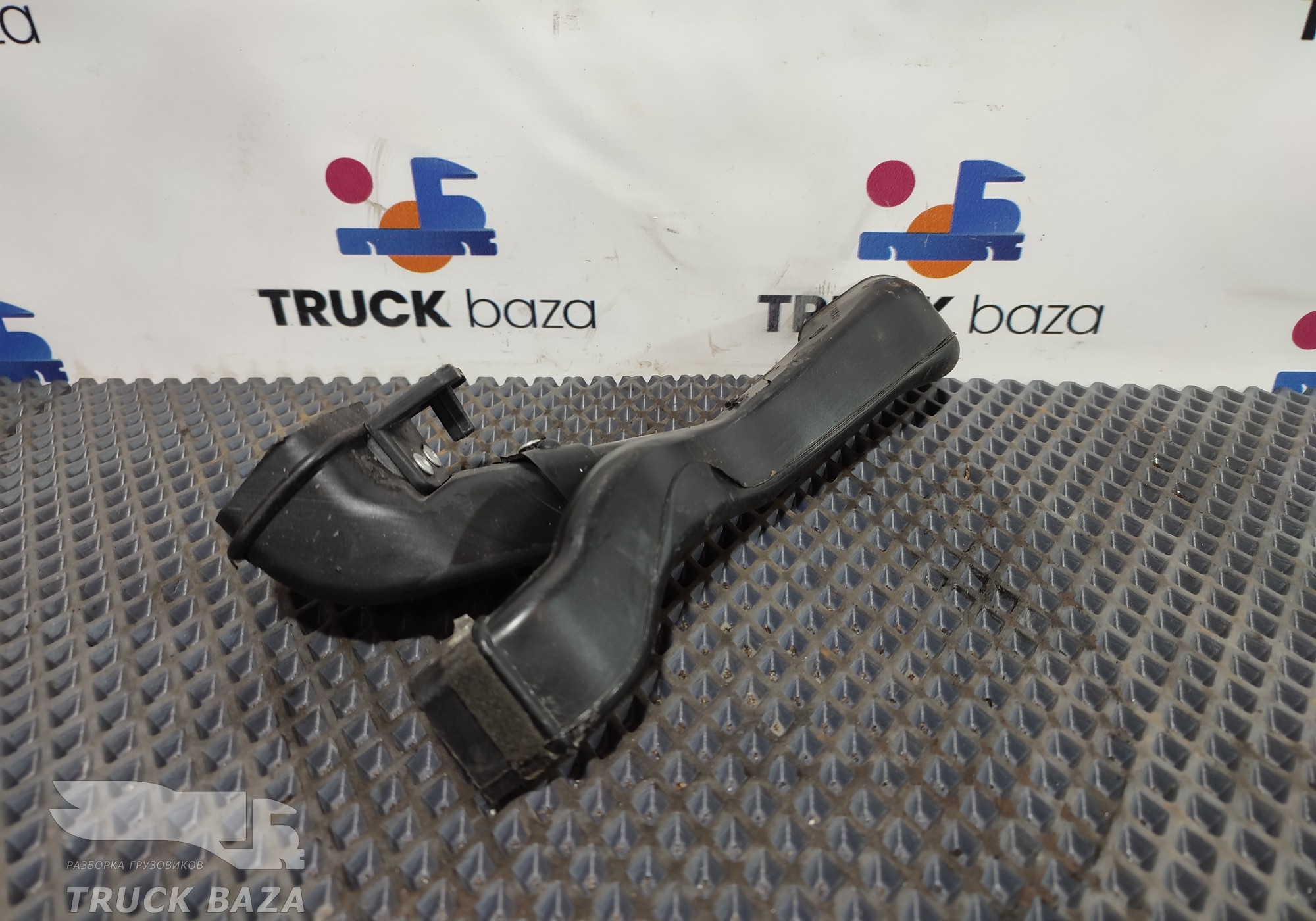 549018119104 Воздуховод отопителя для КАМАЗ 54901