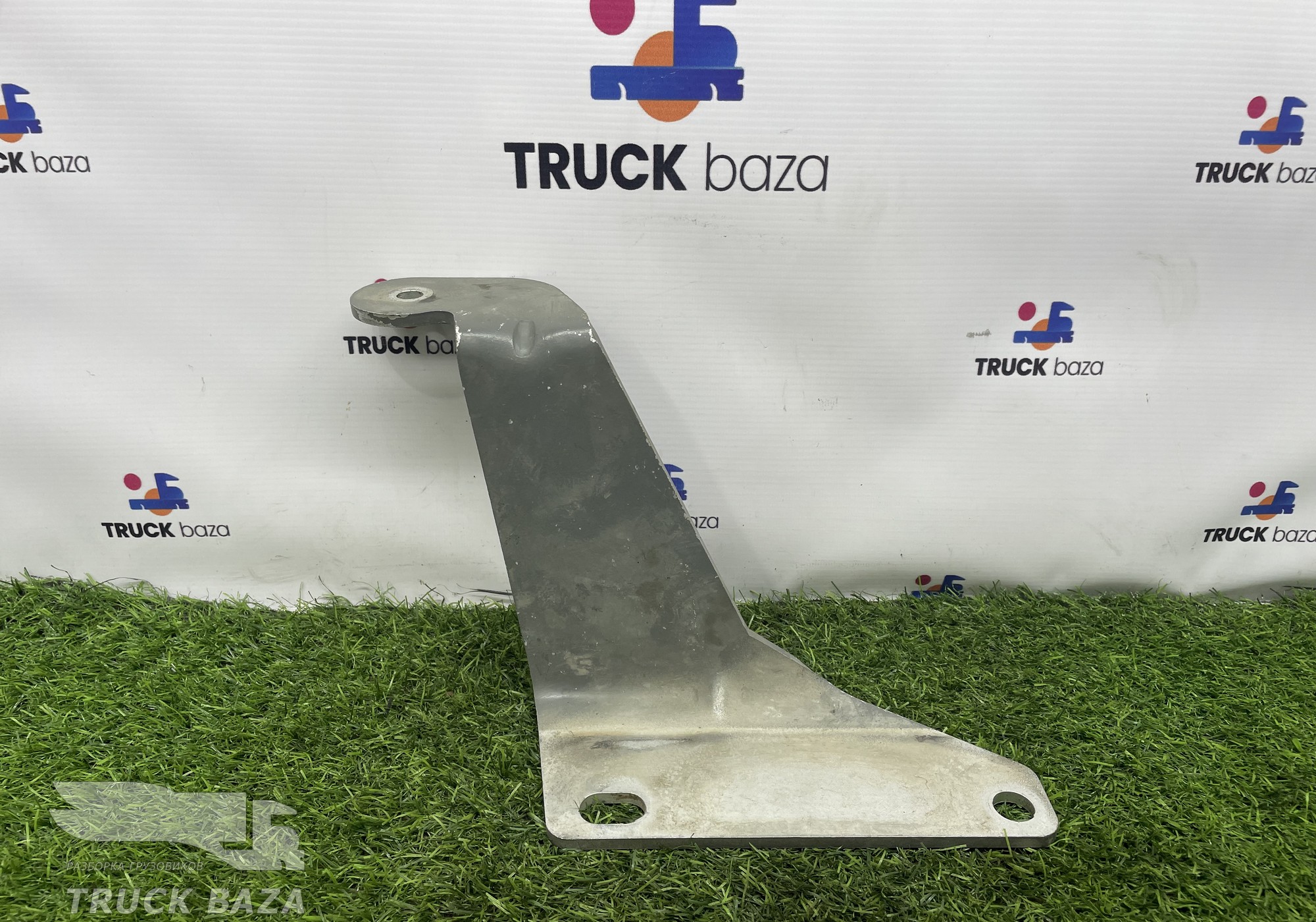 712W155020050 Кронштейн трубы глушителя для Sinotruk Sitrak C7H