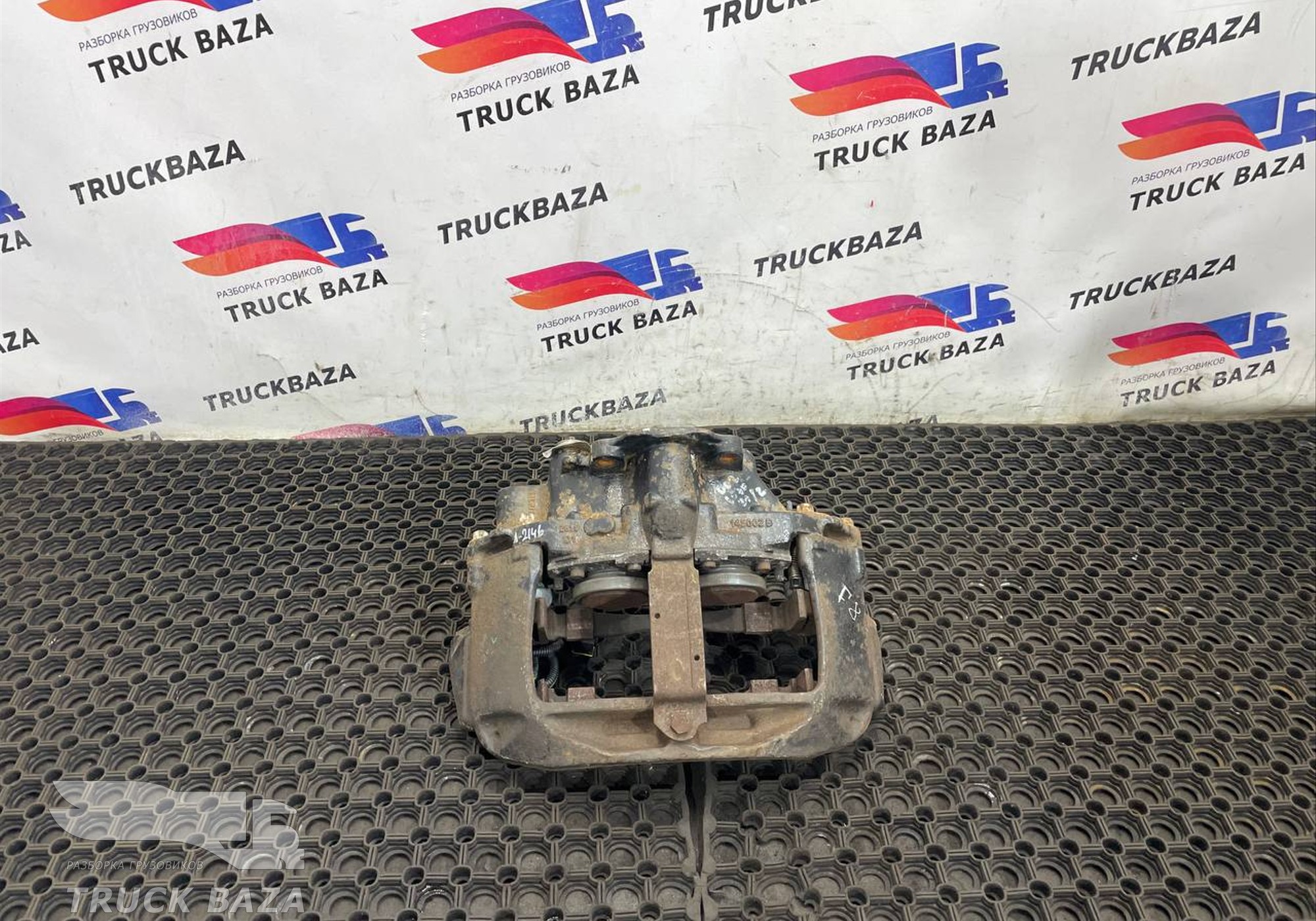 GC462B119AD Суппорт передний левый/ задний правый для Ford F-MAX (с 2018)