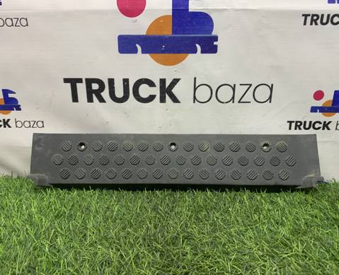 A9736840121 Накладка порога правая для КАМАЗ