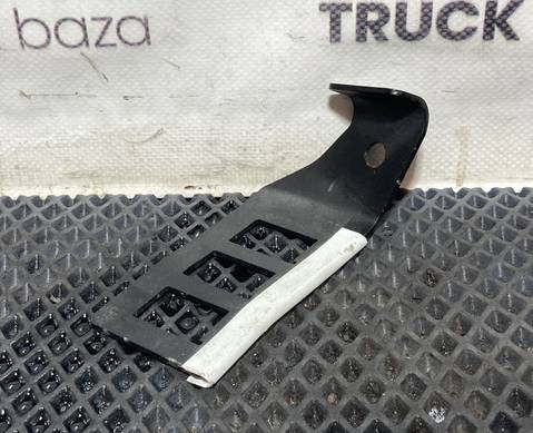 549014011003 Кронштейн проводки правый для КАМАЗ 54901