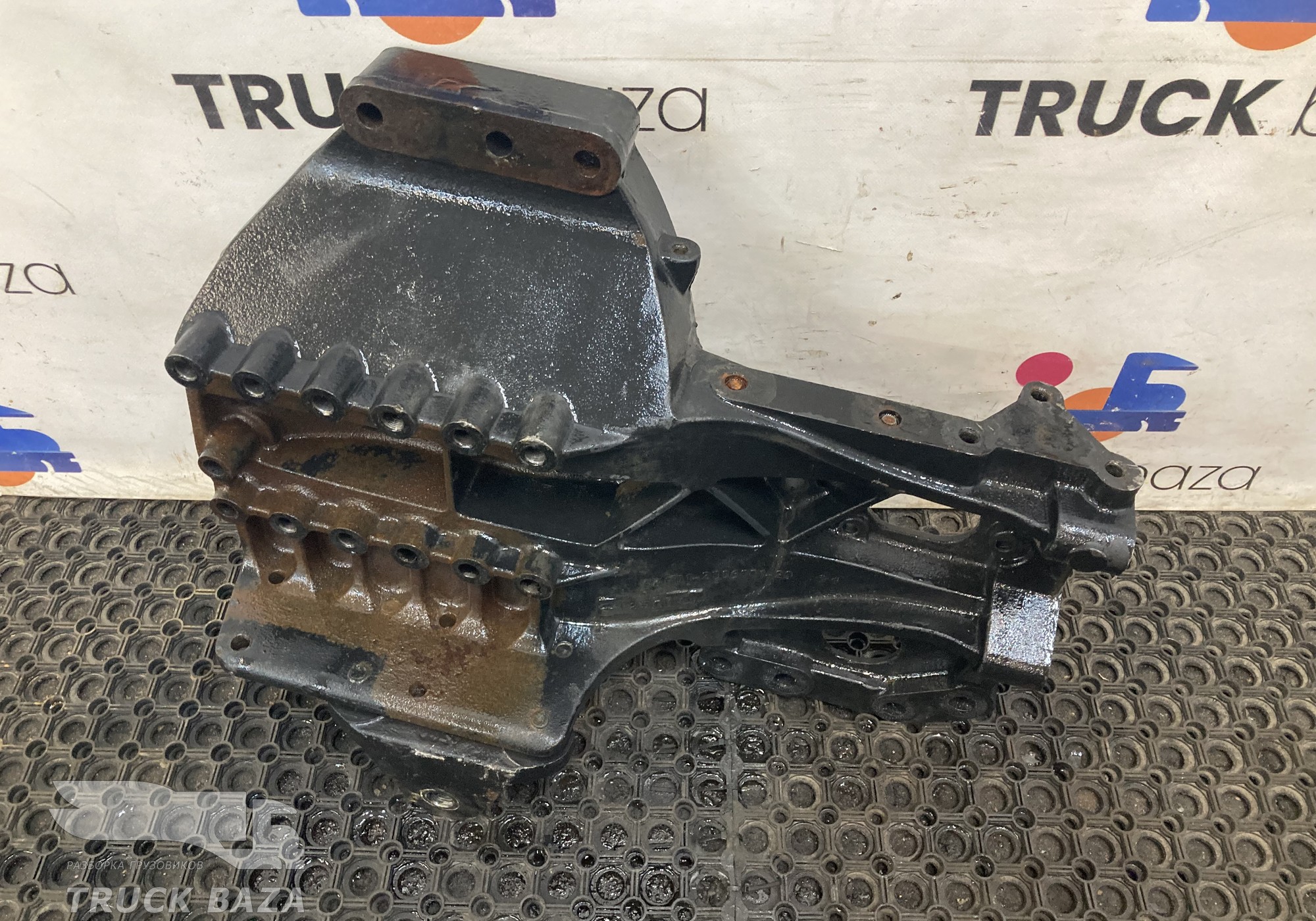 54901280600120 Кронштейн рессоры передний левый для КАМАЗ 54901