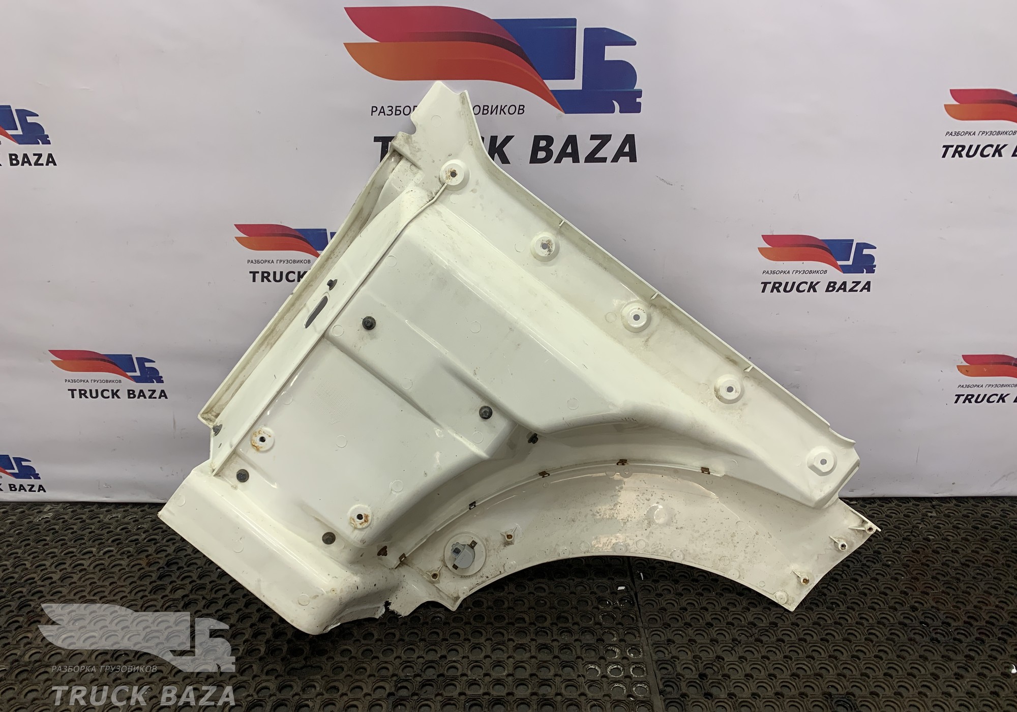 812W615100829 Корпус подножек правый для Sinotruk Sitrak C7H