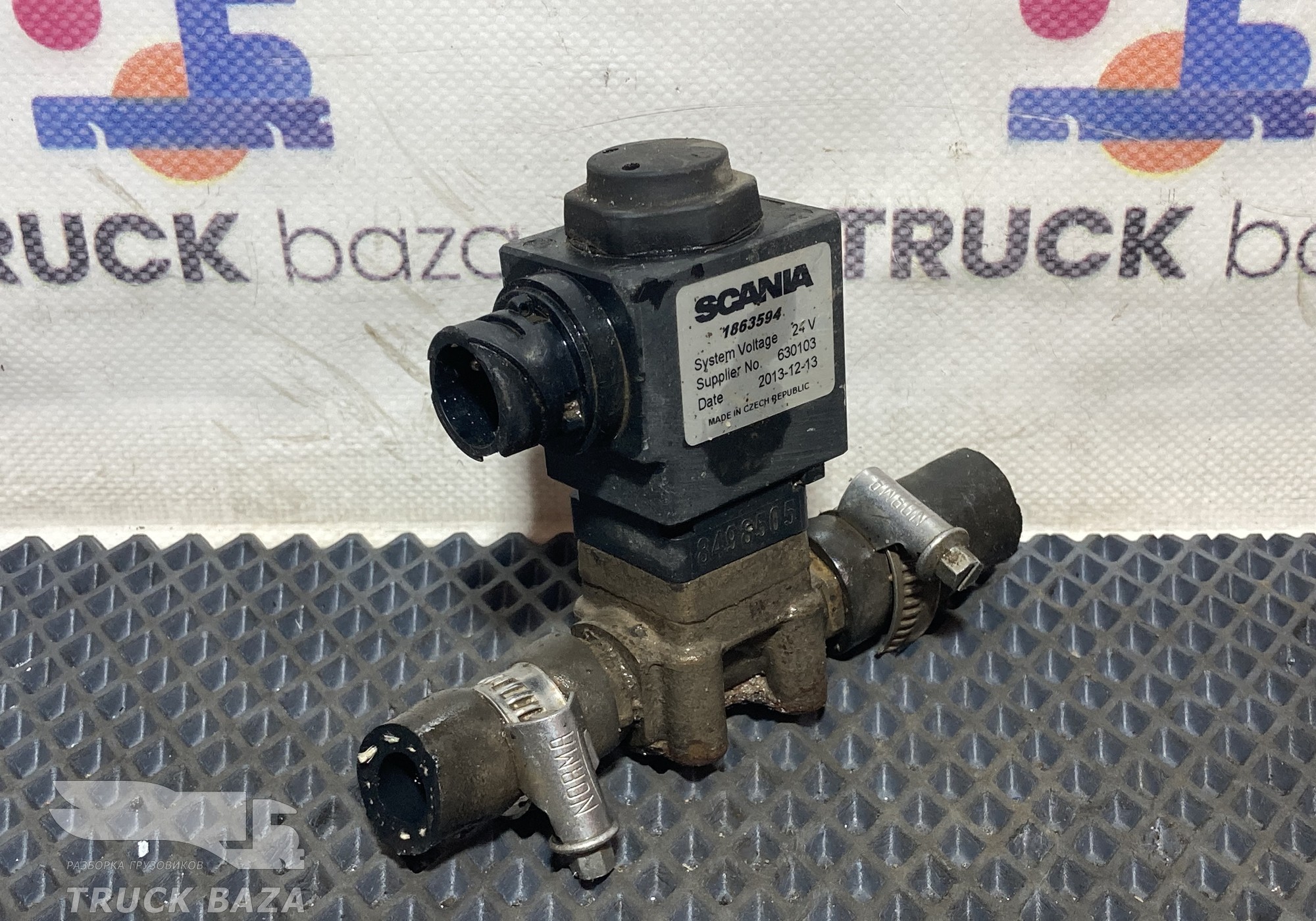 1863594 Клапан давления масла