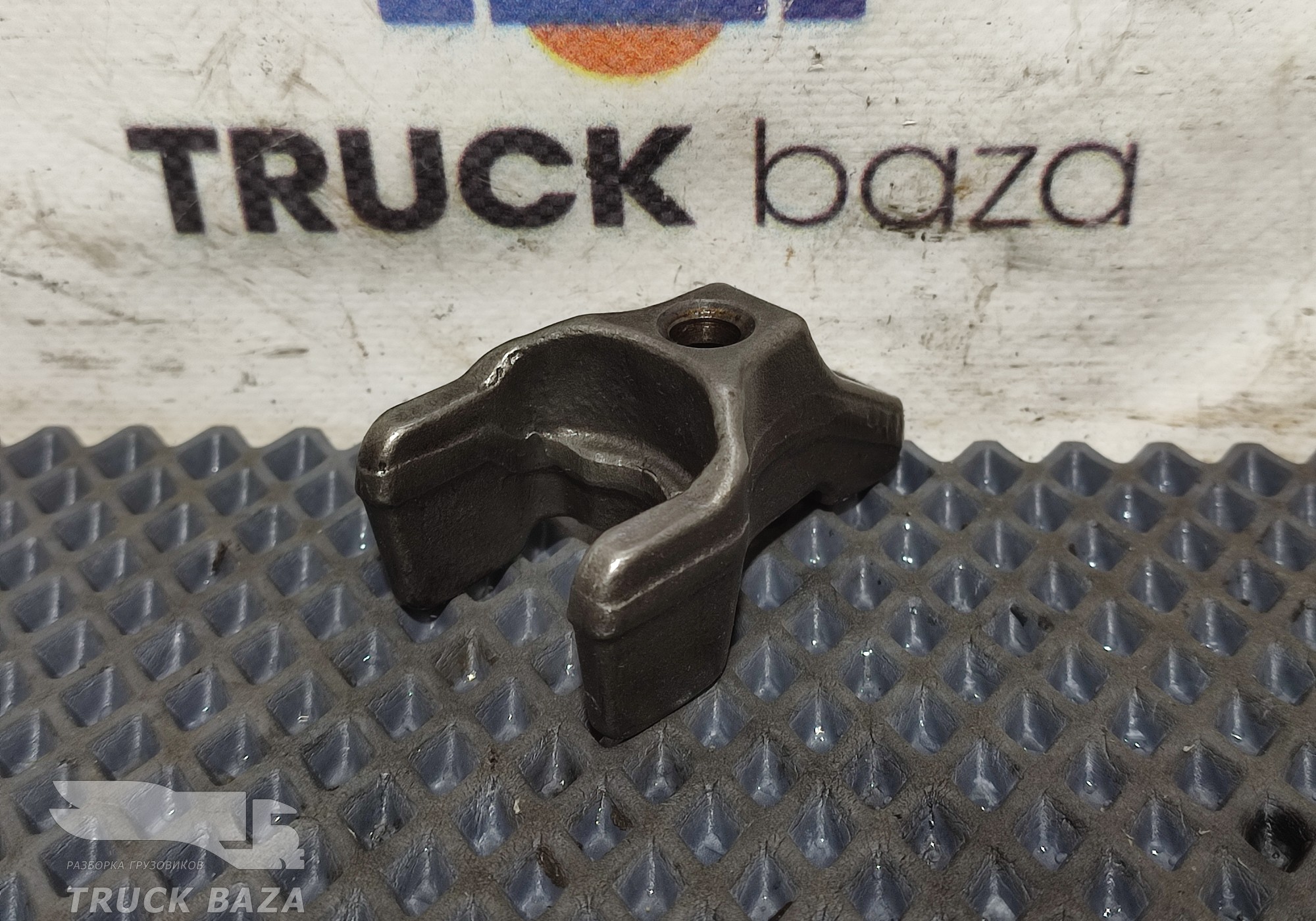 A4720780135 Кронштейн топливной форсунки для Mercedes-Benz Actros New Actros MP4 (с 2011)