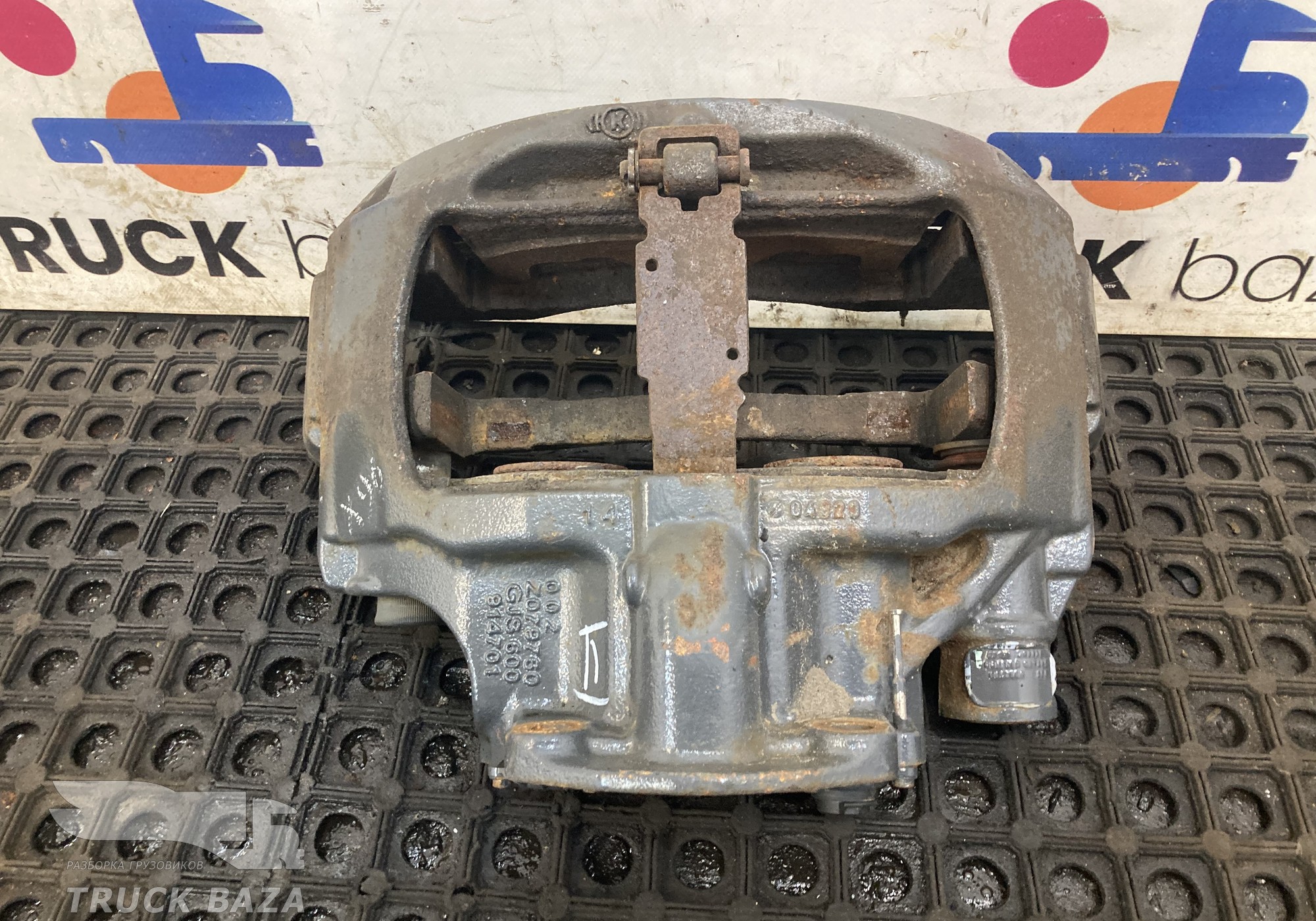 1862300 Суппорт передний правый / задний левый