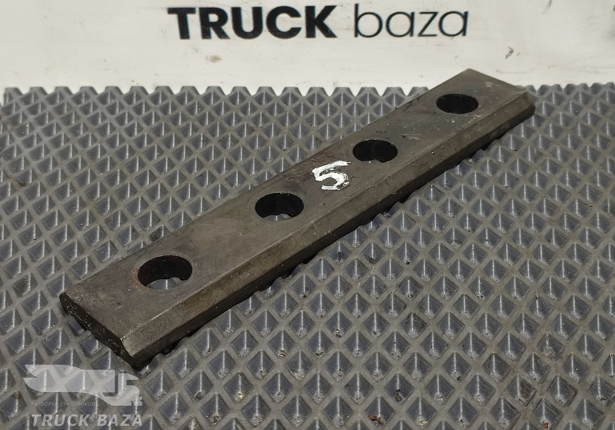 2450163 Проставка кронштейна газового оборудования для Scania 6-series R (с 2016)