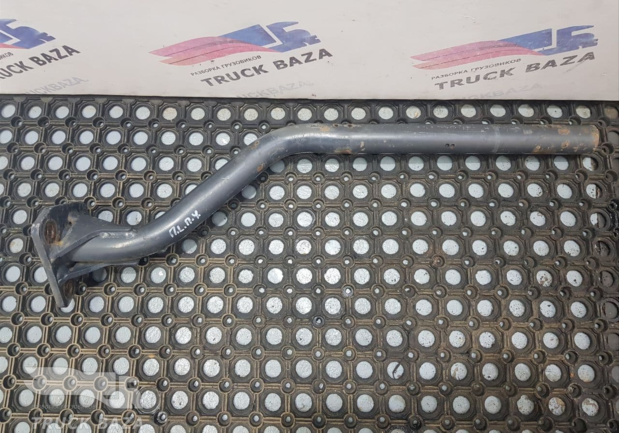 41213739 Кронштейн крыла левый для Iveco Stralis I (с 2002)