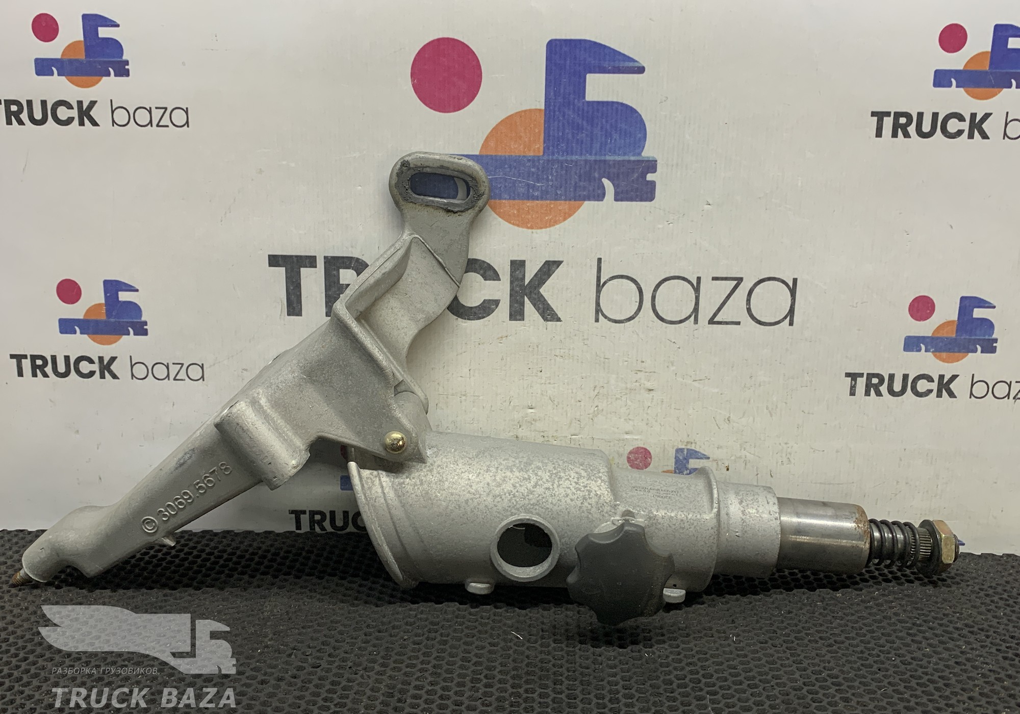 DZ93189470038 Колонка рулевая для Shacman F3000 (с 2009)
