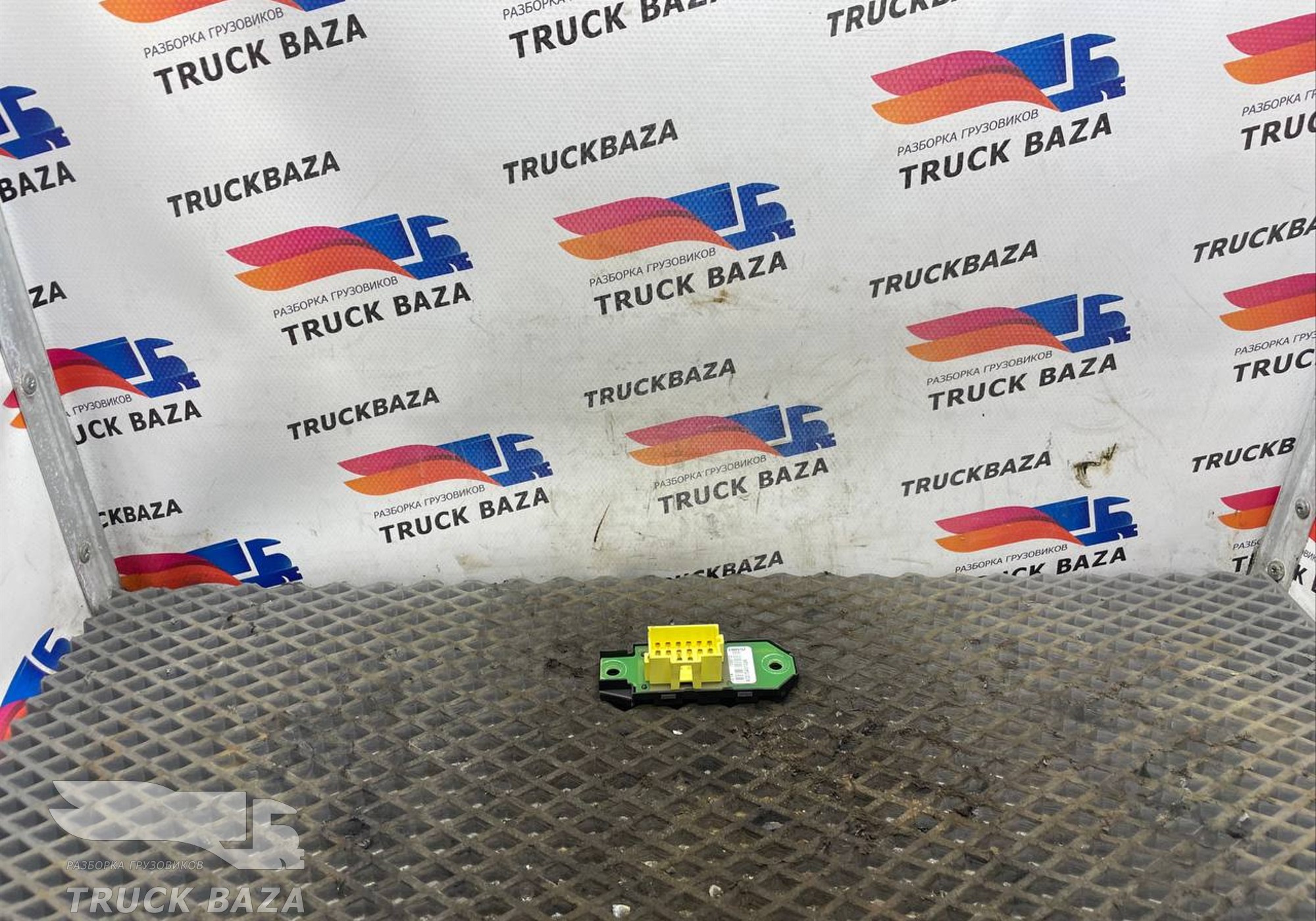 A0275451526 Реле блока управления светом для Mercedes-Benz Actros New Actros MP4 (с 2011)