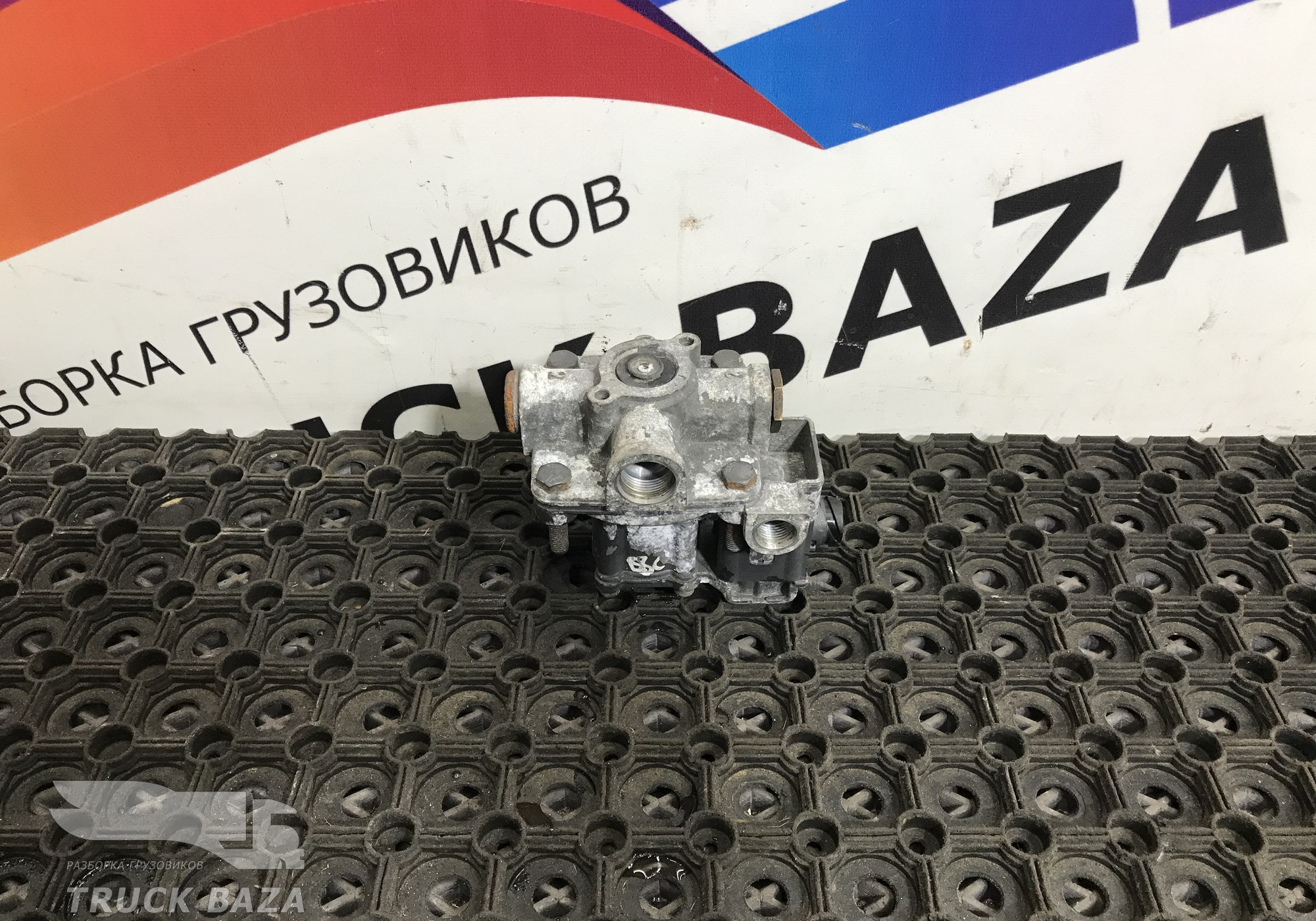 1315693 Клапан ускорительный для Daf CF