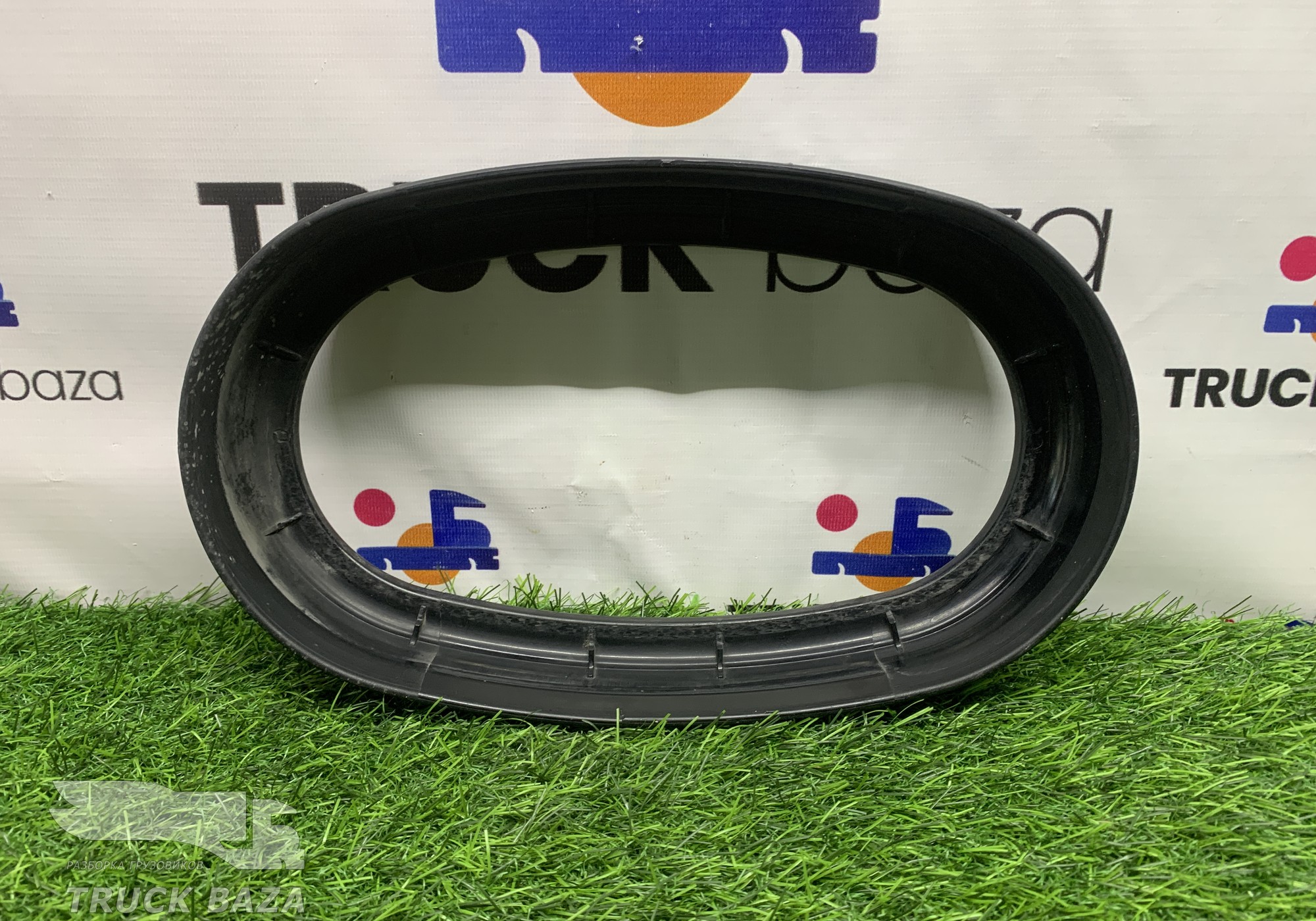 Уплотнитель воздухозаборника для КАМАЗ 5490 (с 2013)