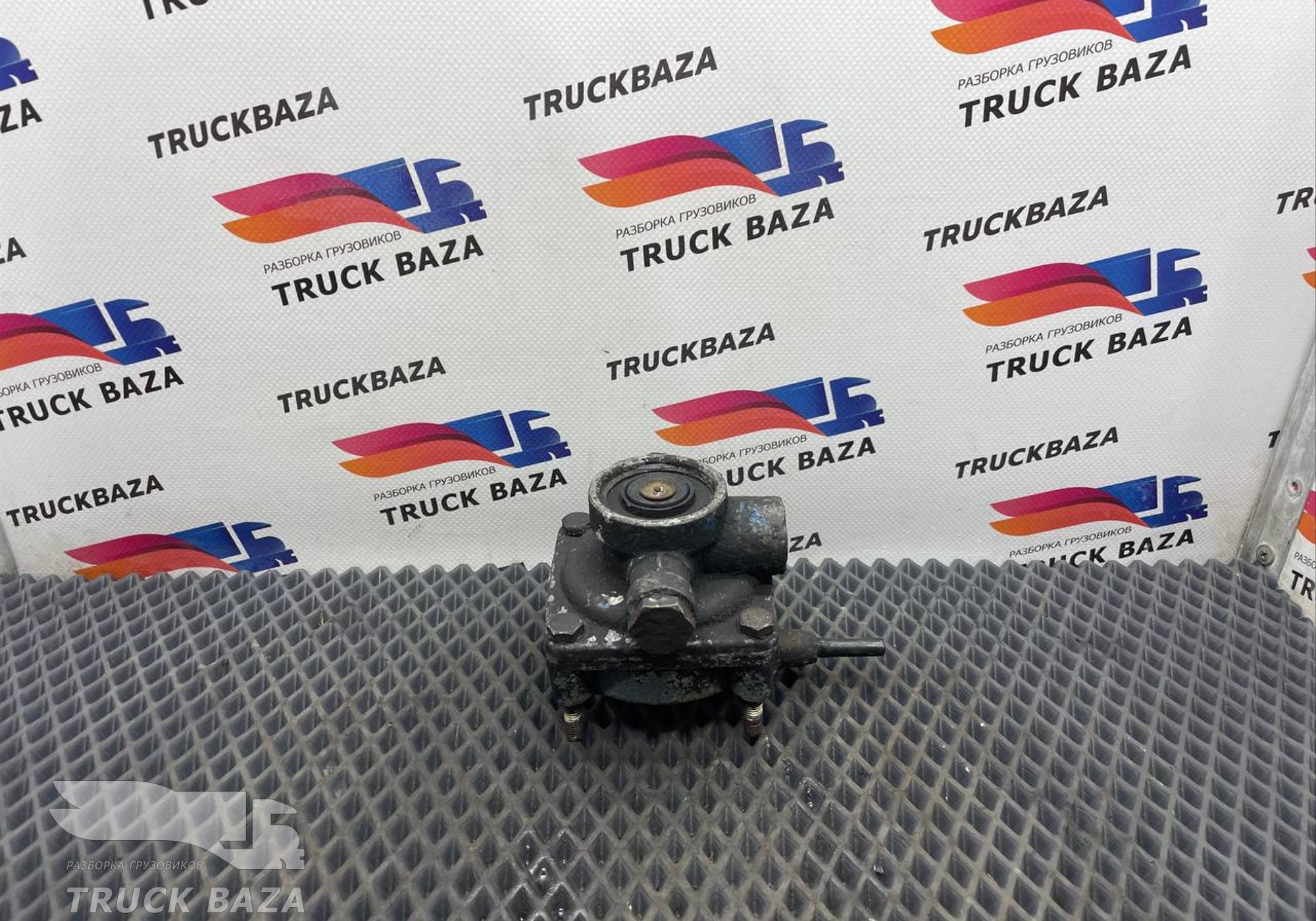 1340470 Клапан ускорительный для Daf XF95 (с 2002 по 2006)