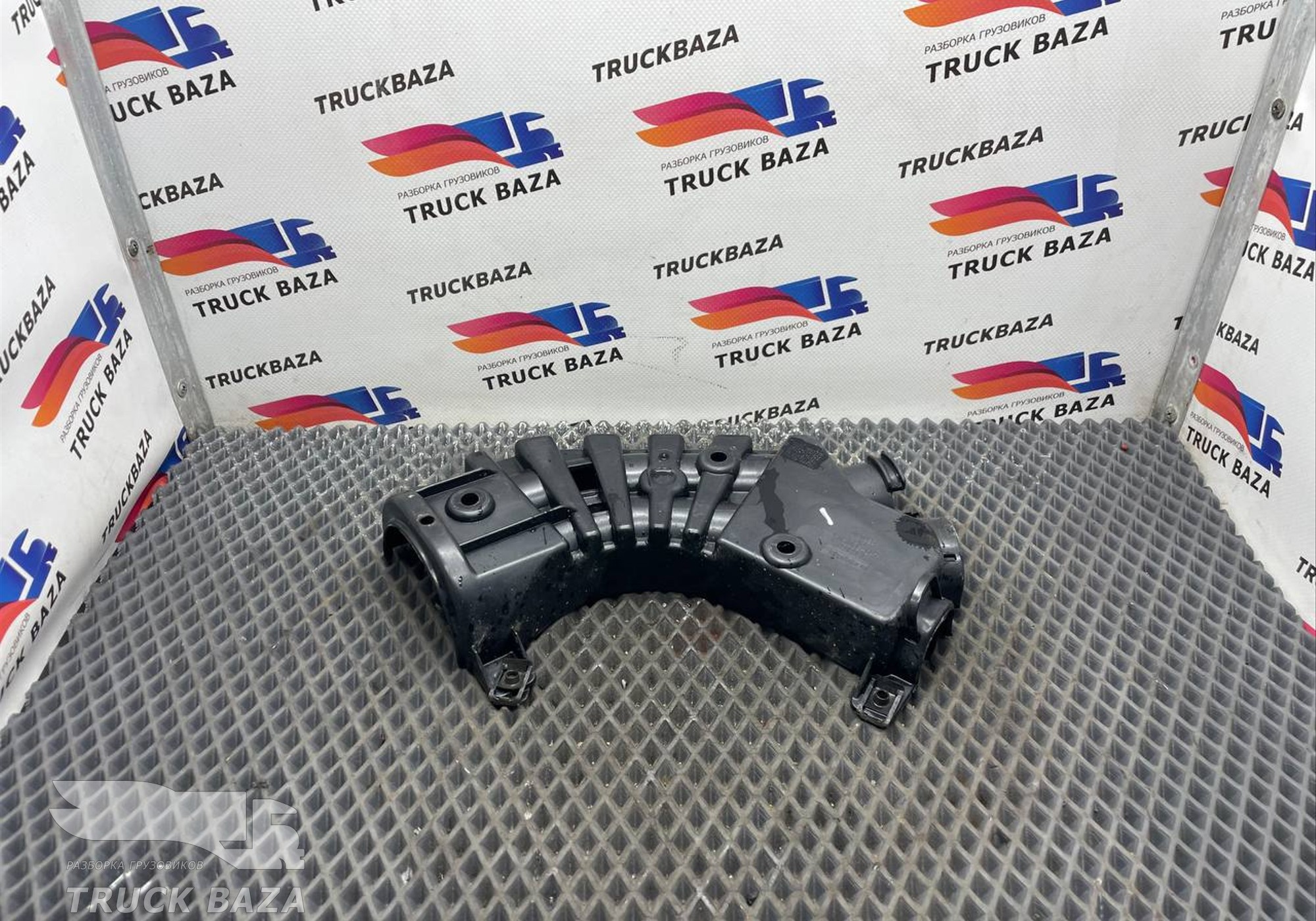 1866051 Кронштейн проводки для Daf XF106 (с 2012)